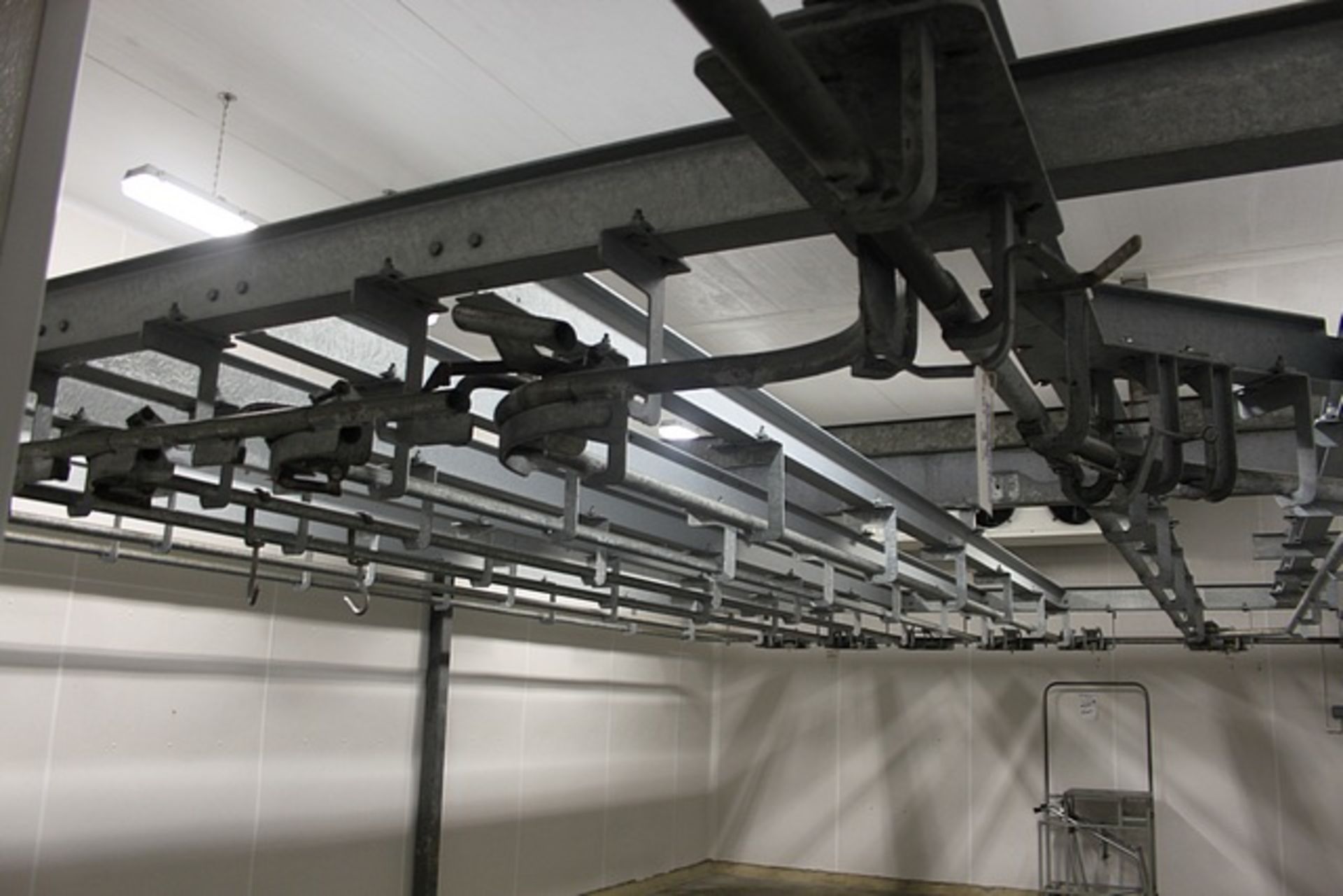 Fridge Room A - Chill Rails Meat & Slaughterhouse galvanised round bar hanging rail system manual