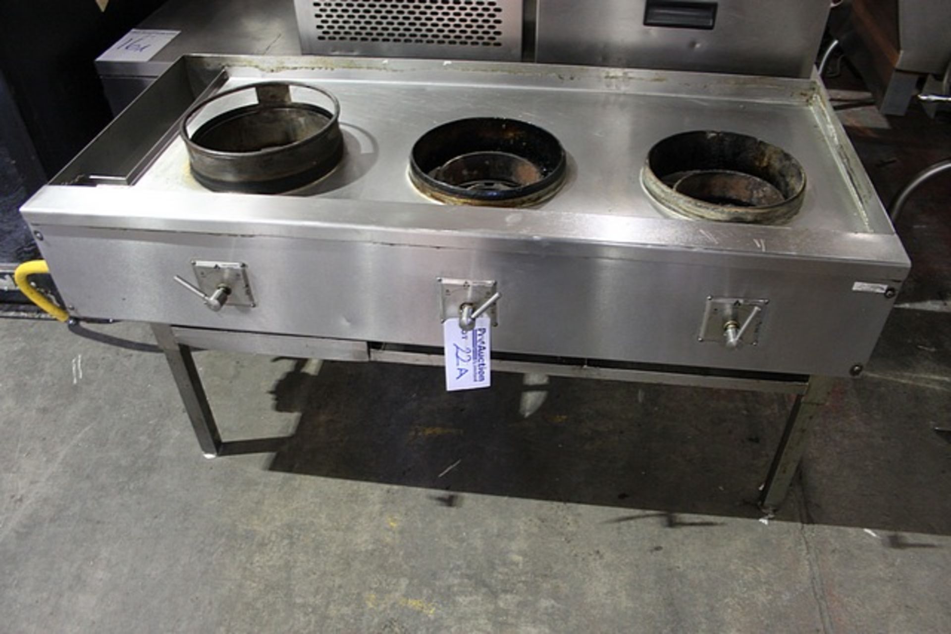 Ellidge and Fairley 3+0 Chinese Cuisine gas cooker Pressed out cooker top with lift off rings