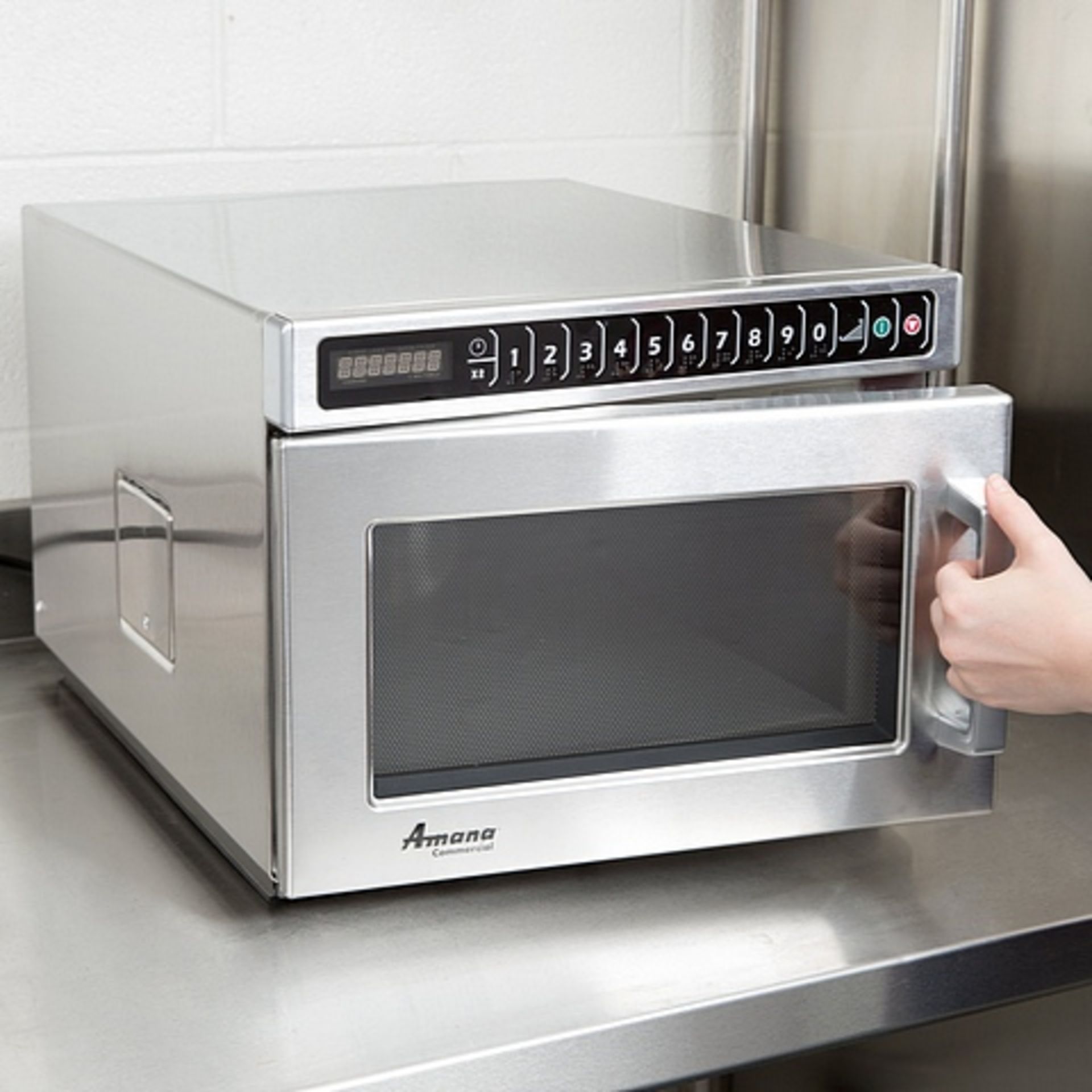 Amana UHDC514 1400 Watt stainless steel heavy duty compact microwave 11 power levels 100 program