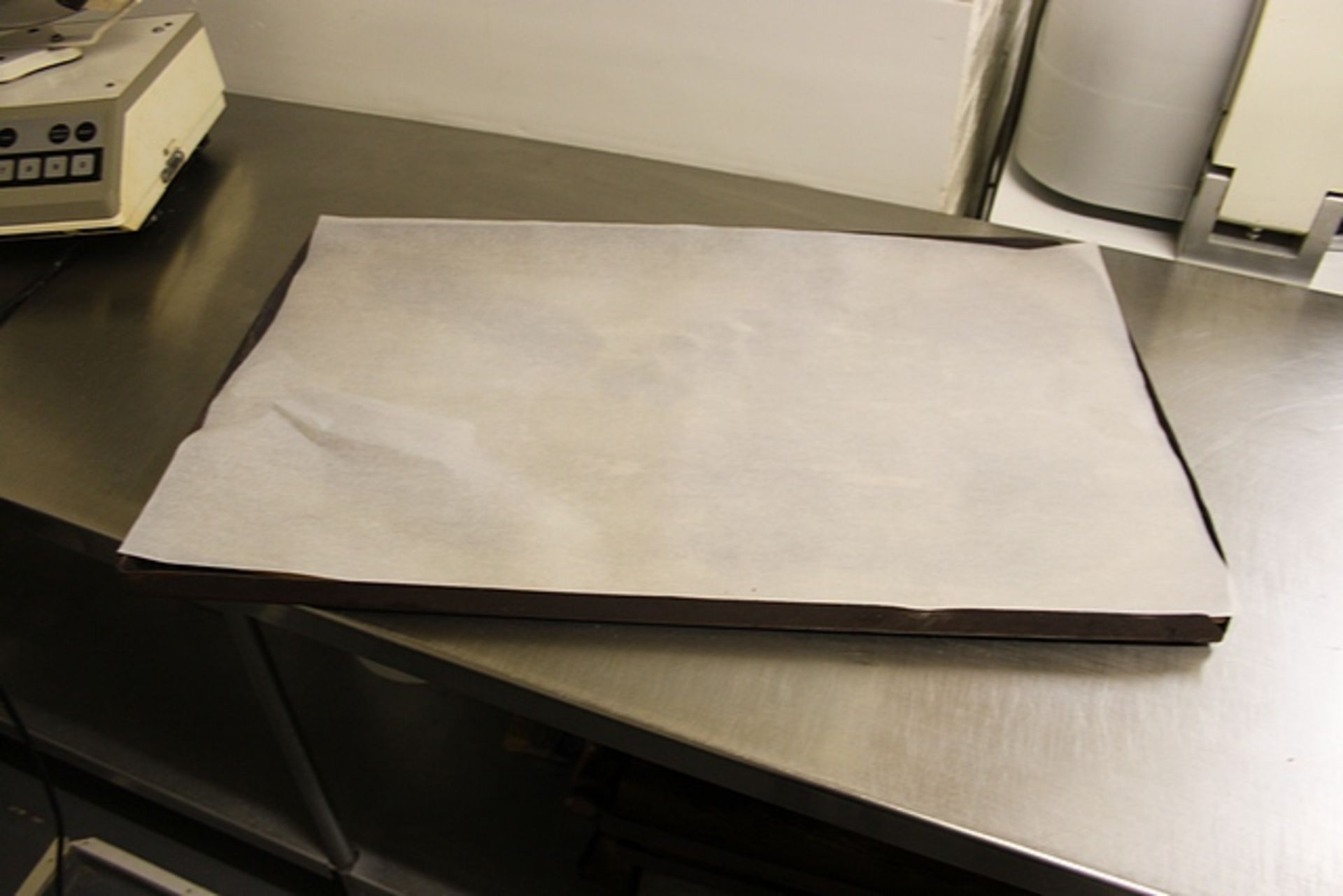 10 x baking trays 770mm x 460mm