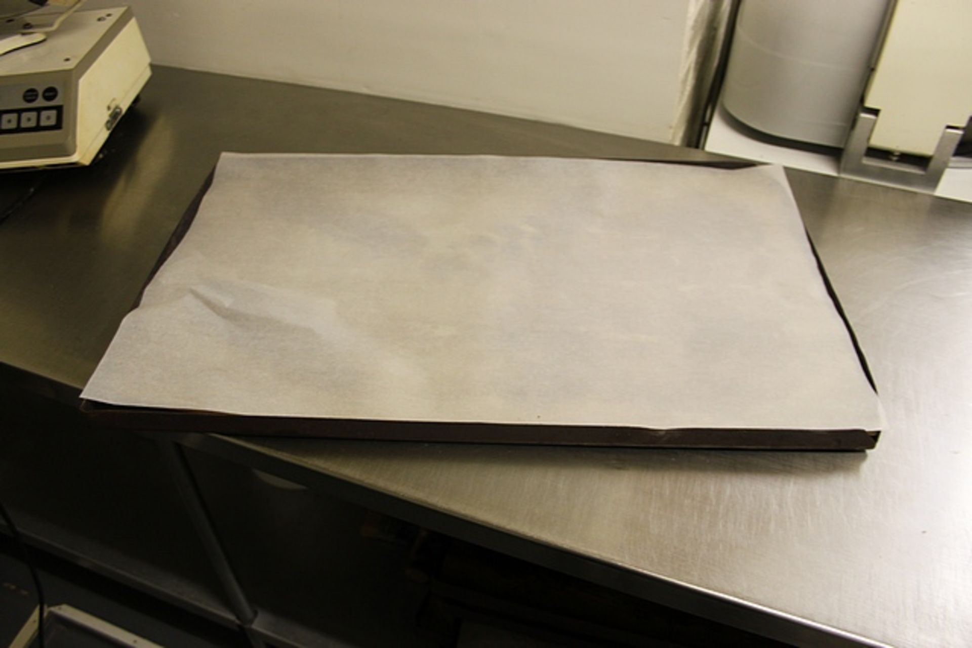 10 x baking trays 770mm x 460mm