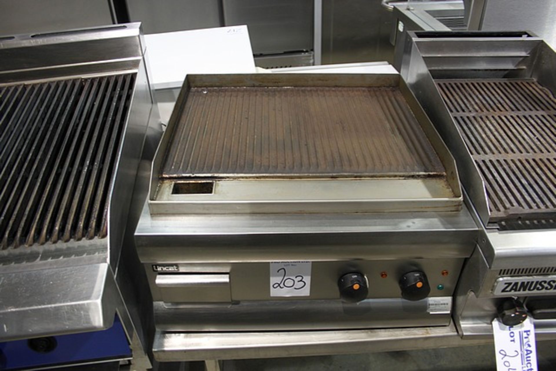 Lincat GSS TEV ribbed plate electric griddle 560mm 12mm thick machined steel plate solid 12mm