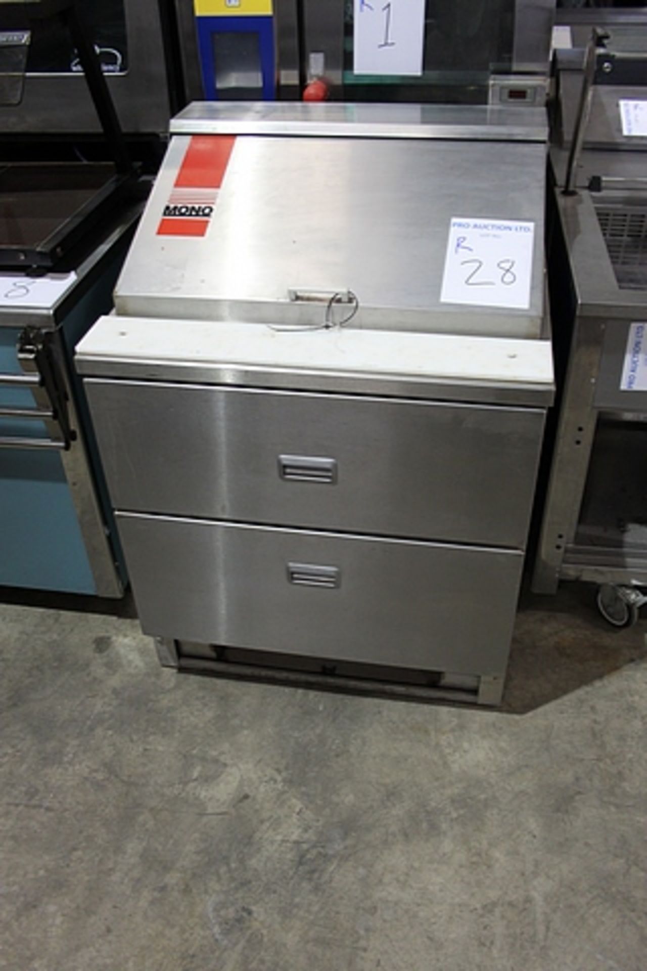 Mono 2 drawer chilled mobile top Baine Marie preparation server 830mm x 830mm x1060mm