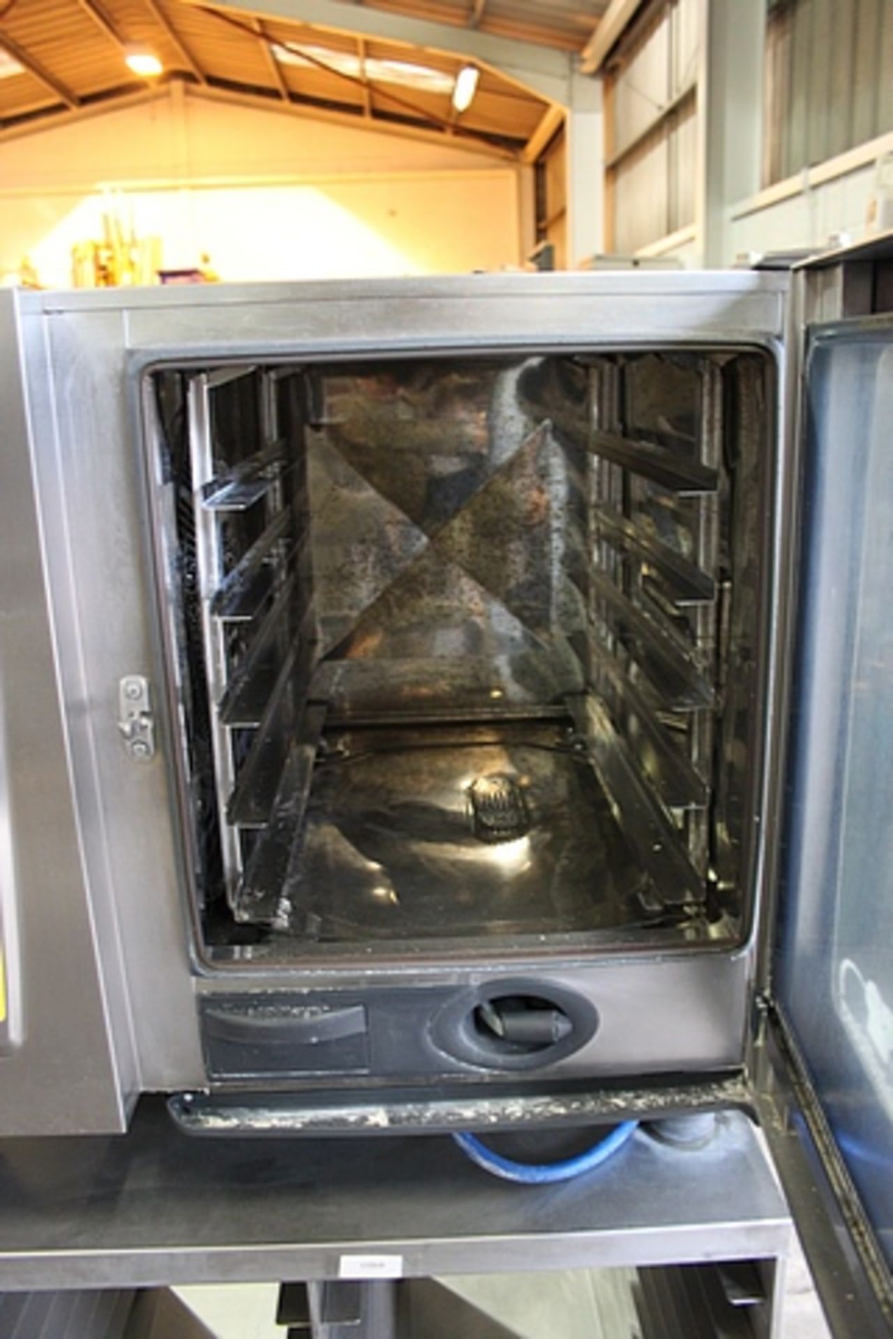 Rational SCCWE61 Whitefficiency self cooking centre Ideal for meat, fish, poultry, side dishes or - Image 3 of 3