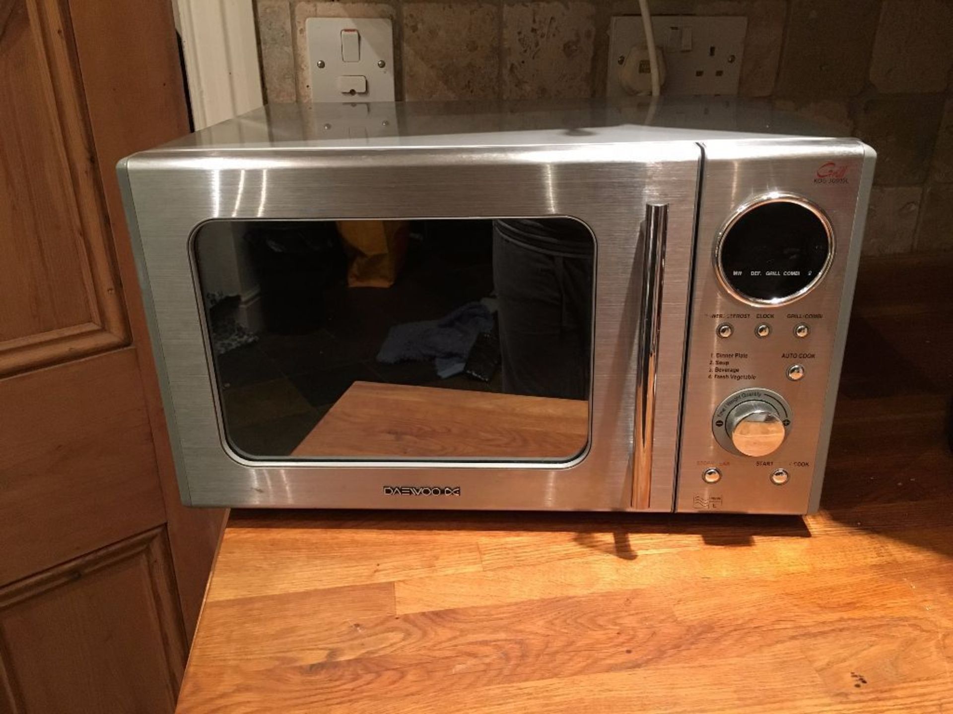 Daewoo KOG3000SL stainless steel 20l microwave oven and grill 1200W (s/n TM097E20400622)