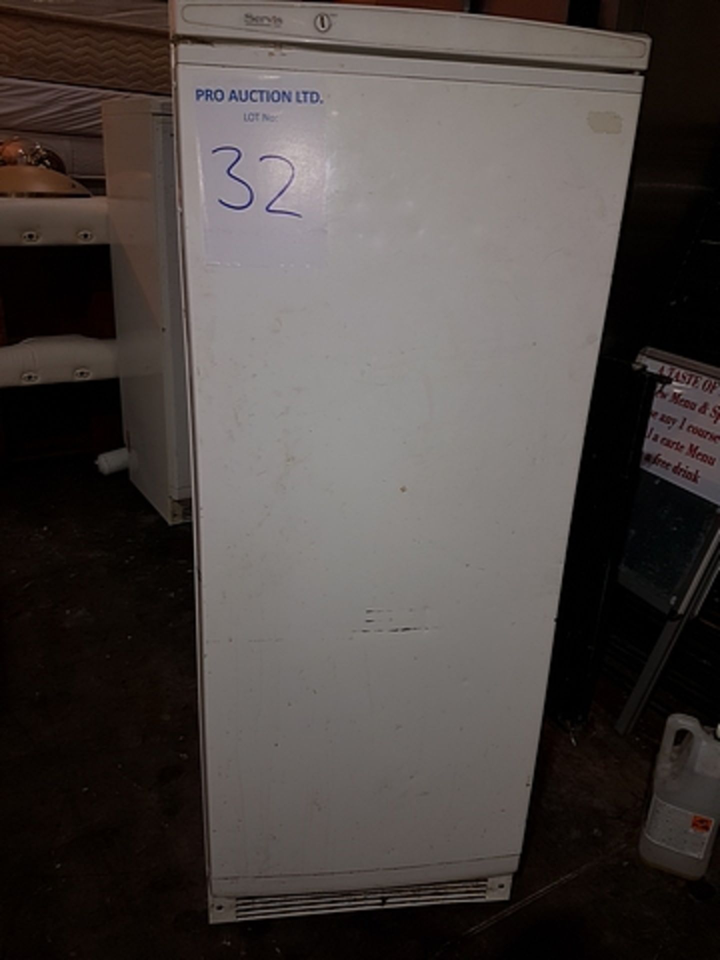 Servis M7611 freestanding larder fridge 311 litre capacity 600mm x 600mm x 1790mm