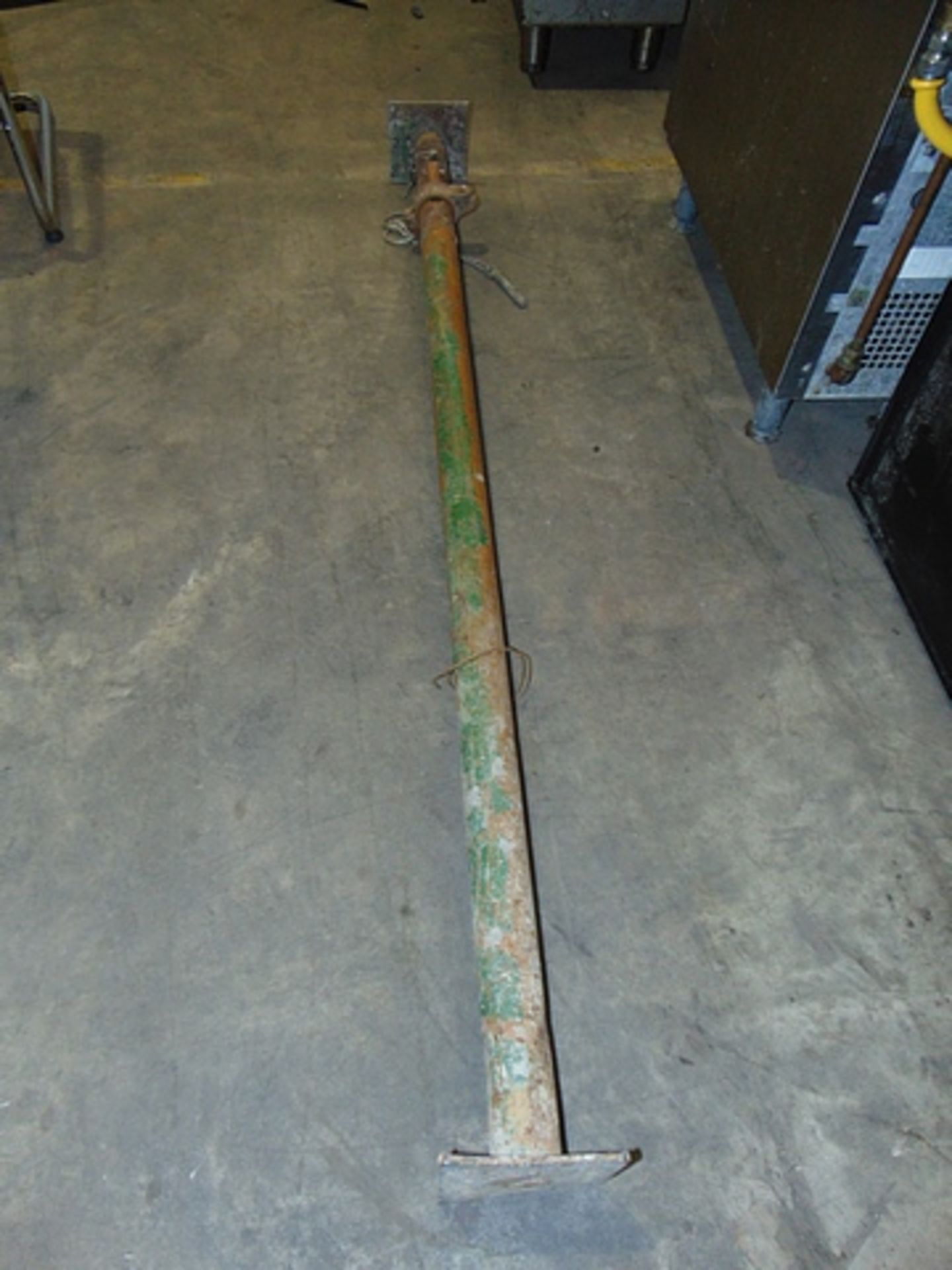 Metal shoring post prop shore