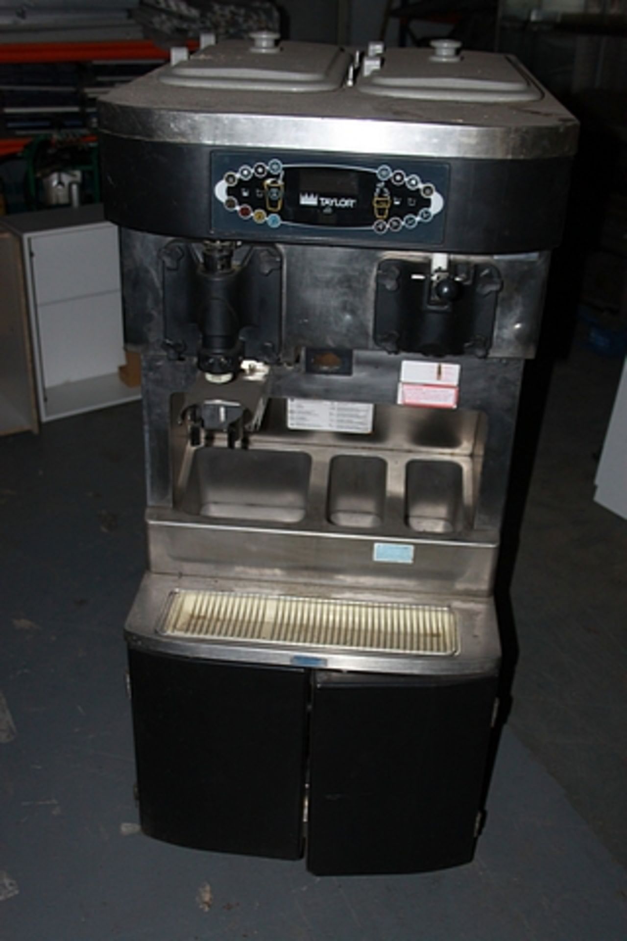 Taylor 606-58 Heat Treatment Combination Shake and Soft Serve Freezer