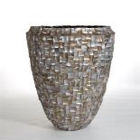 Vase Radica Brown Lip Shell Gladiator Brown with plant, this is a stunning piece and a real focal