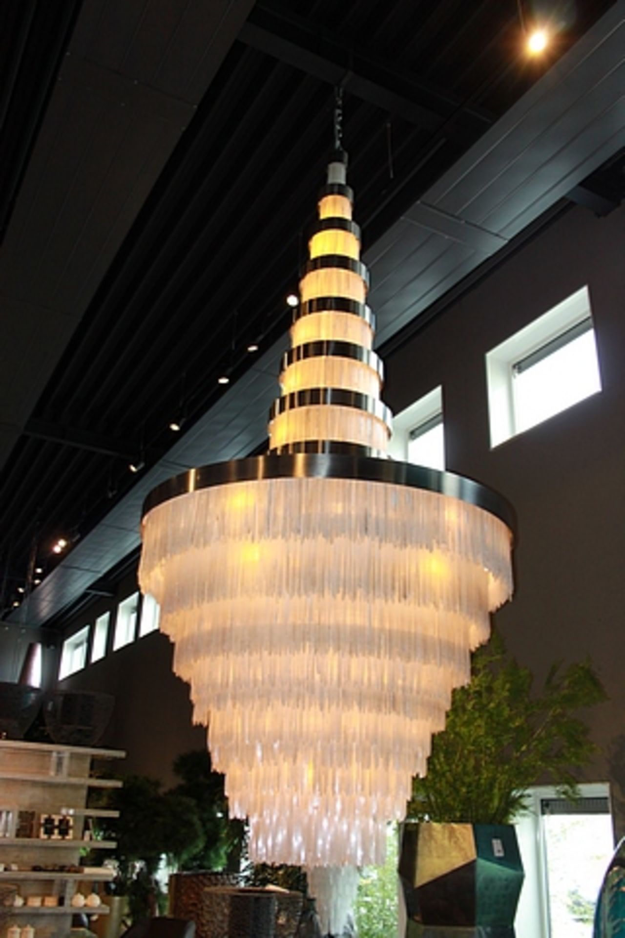 Crystal XL selenite stone chandelier this crystal chandelier exudes luxury for any refined - Image 2 of 10