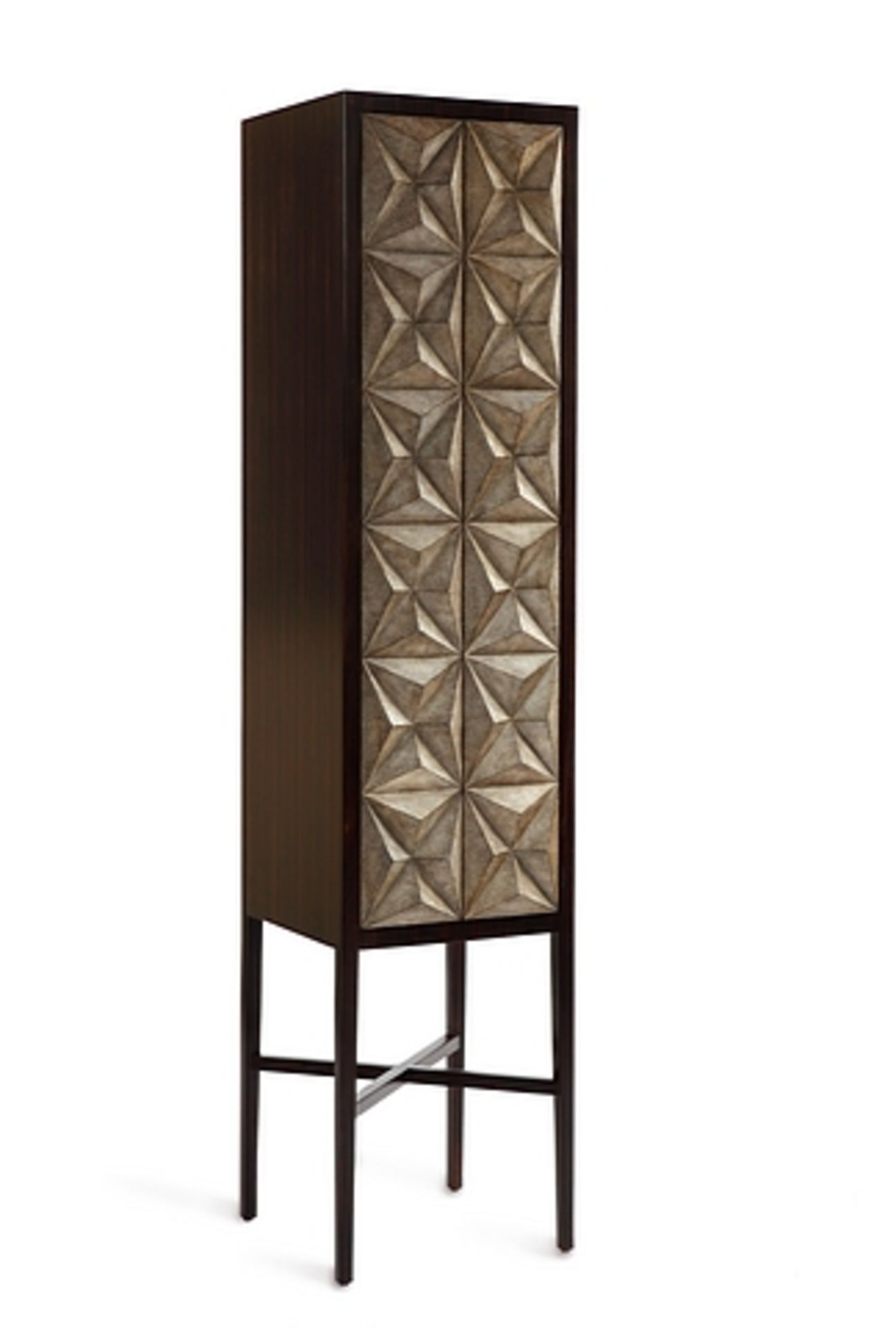 Bar Cabinet Jack Diamond this elegant cabinet is accented with an eye catching carved three - Image 9 of 9
