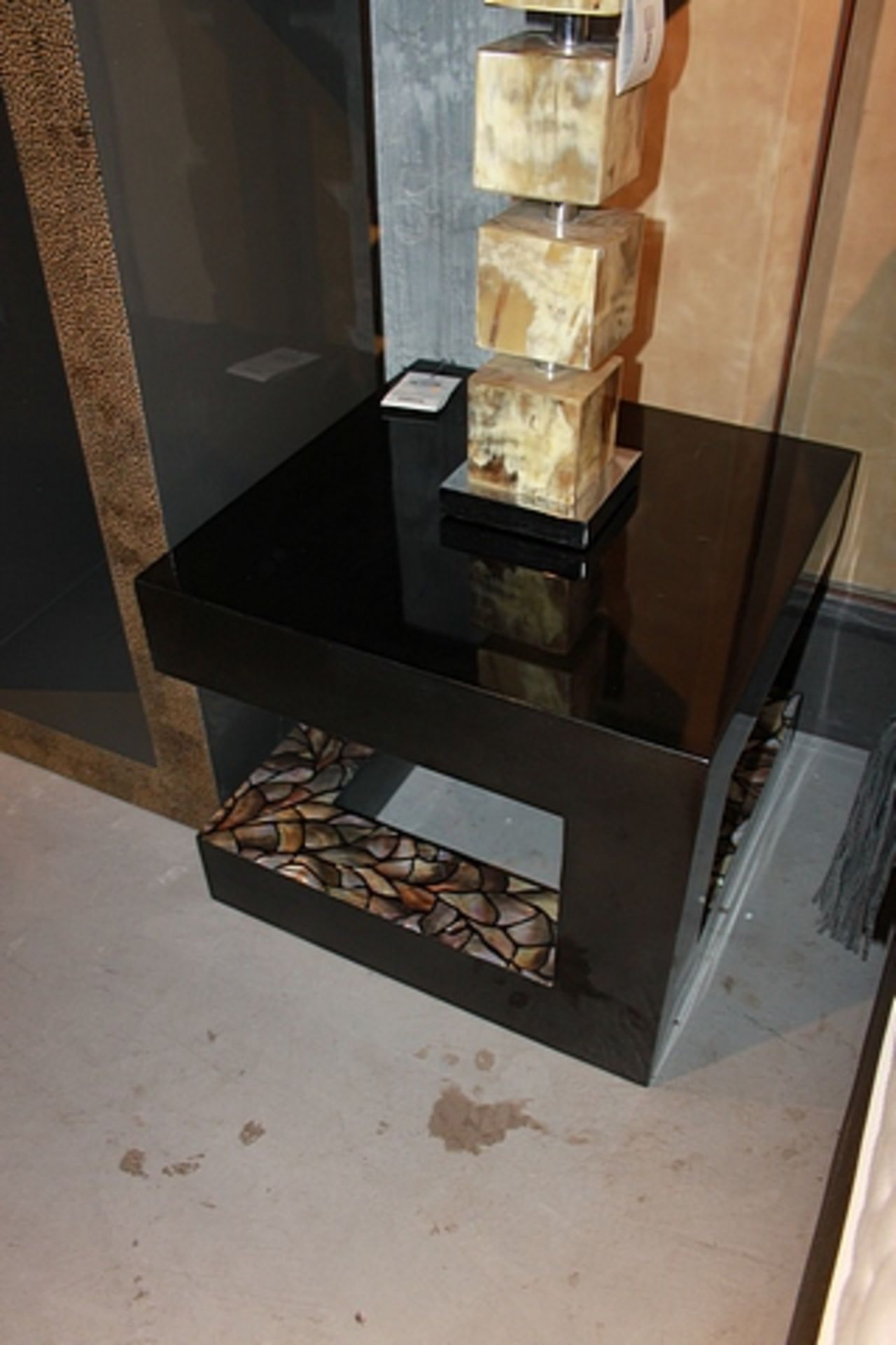 Coffee Table Tub cube shaped ebony brown silverleaf table with black lacquer finish and intricate