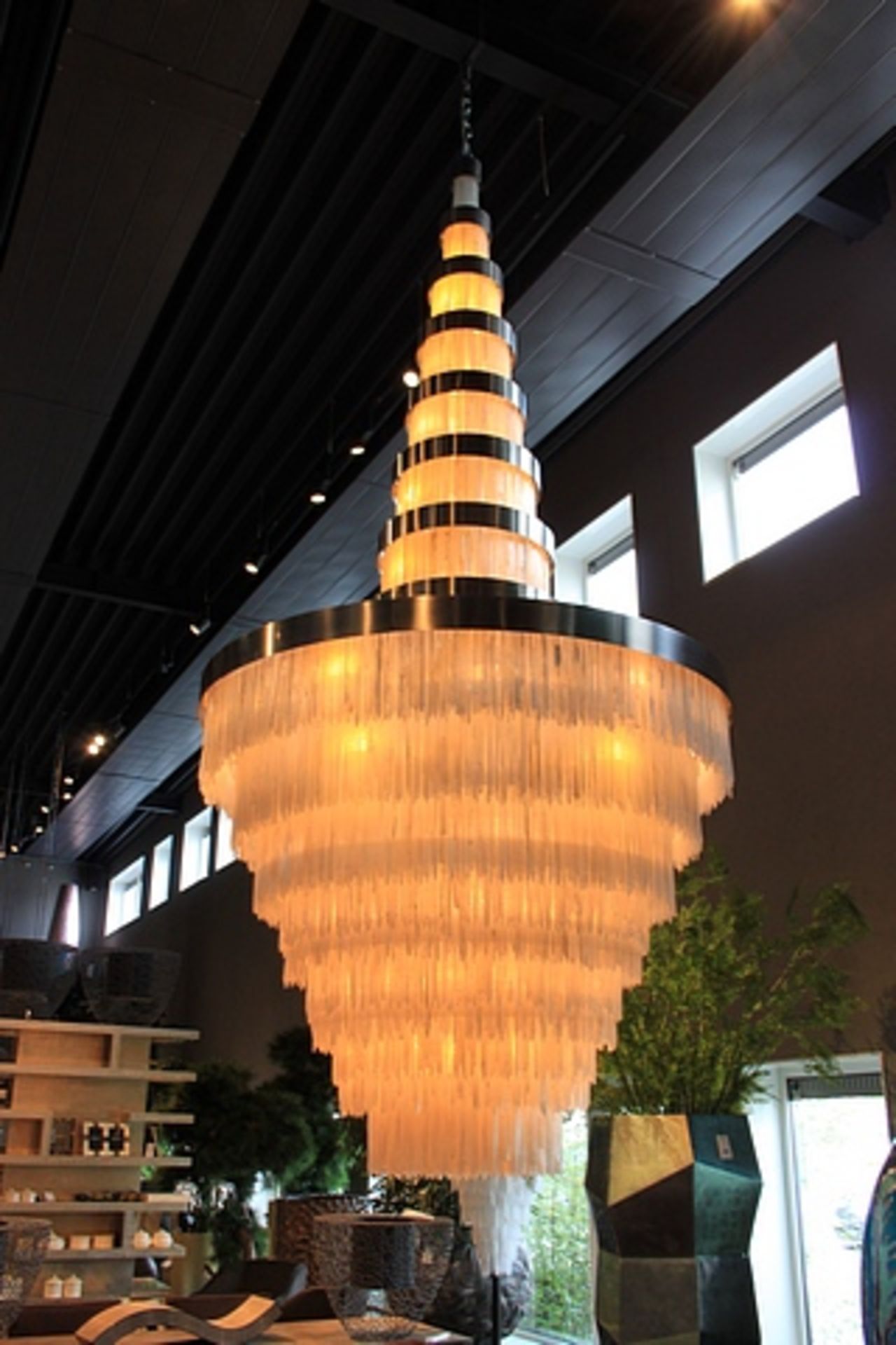Crystal XL selenite stone chandelier this crystal chandelier exudes luxury for any refined - Image 10 of 10