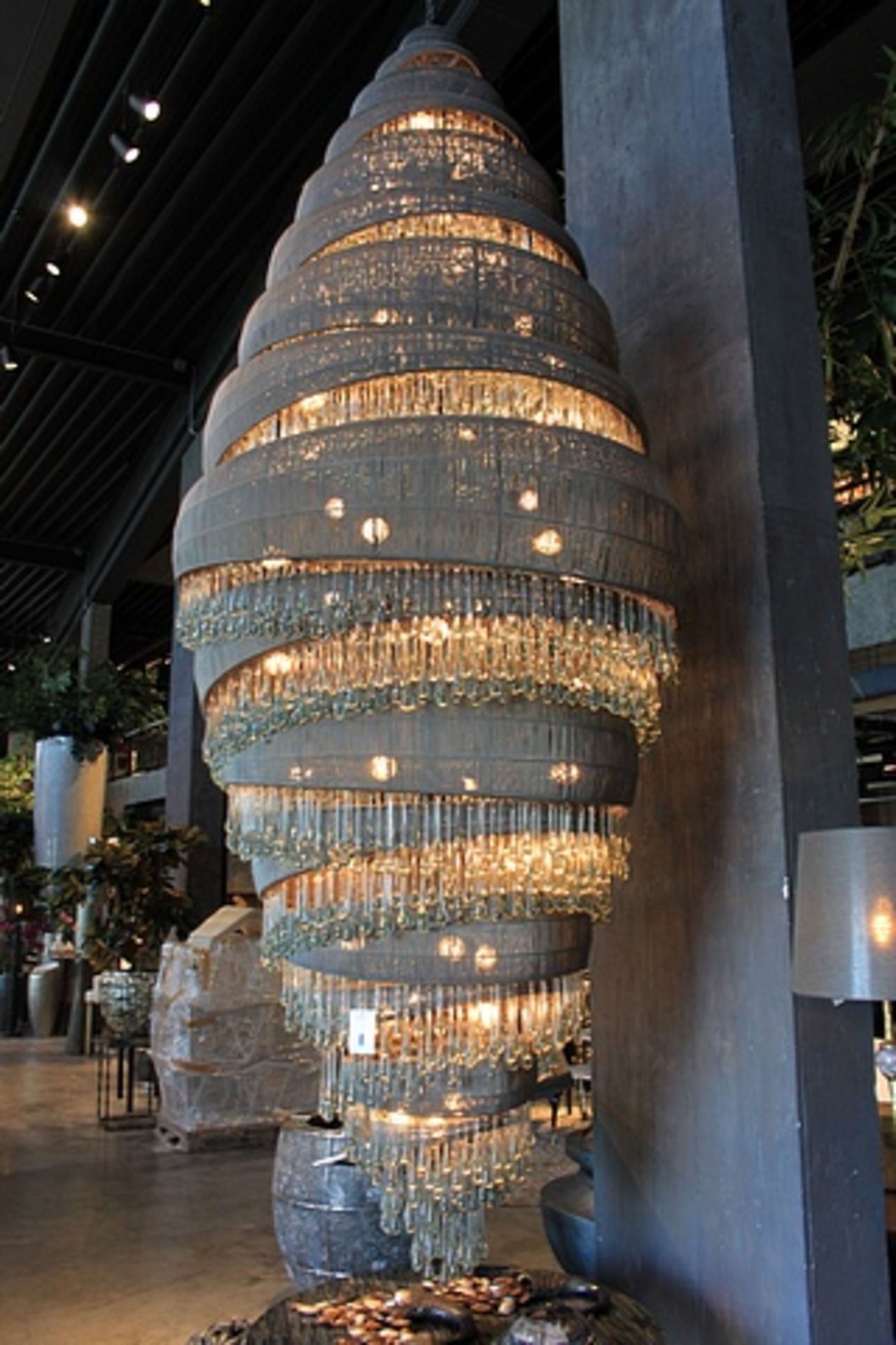 Hanging Lamp Tumble l  an opulent meticulously crafted and richly hued 50 light chandelier style - Image 5 of 14