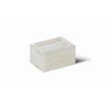 Box parfait small plain buffalo bone polished. Clean white lines, delicate and pretty, crafted