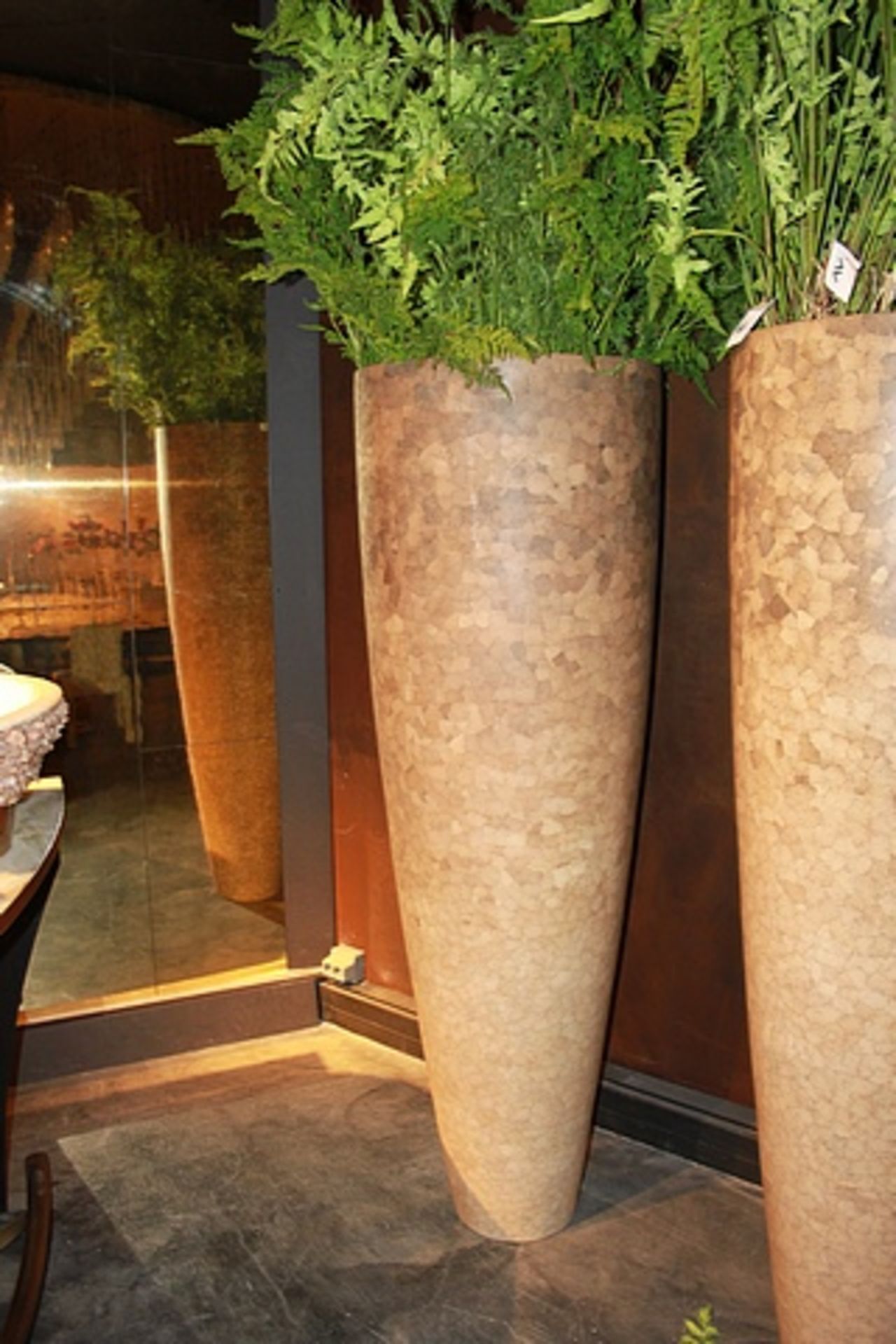 Vase Coarse this tall planter is hand finishedin a matt coloured eggshell reflect dark and light