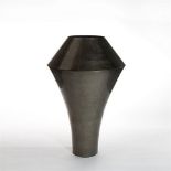 Vase sly platinum silverleaf. Unique in shape and a real statement piece with the premium shine of