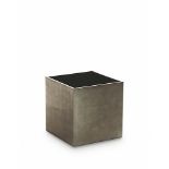 Square planter in platinum silverleaf cubo small platinum. A spectacular colour block, offering an