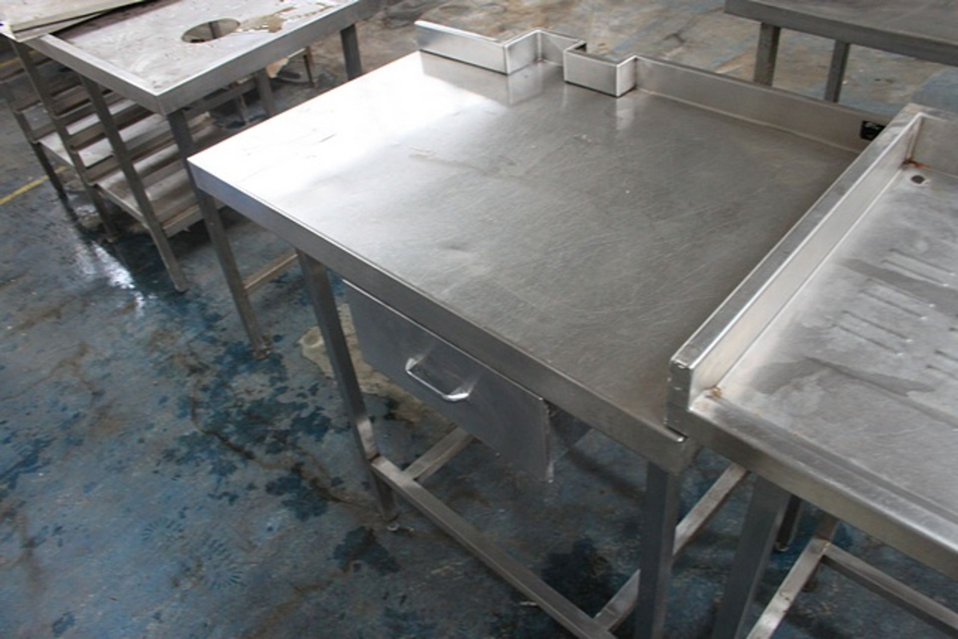 Stainless steel table complete with undershelf & drainer 1000mm x 650mm