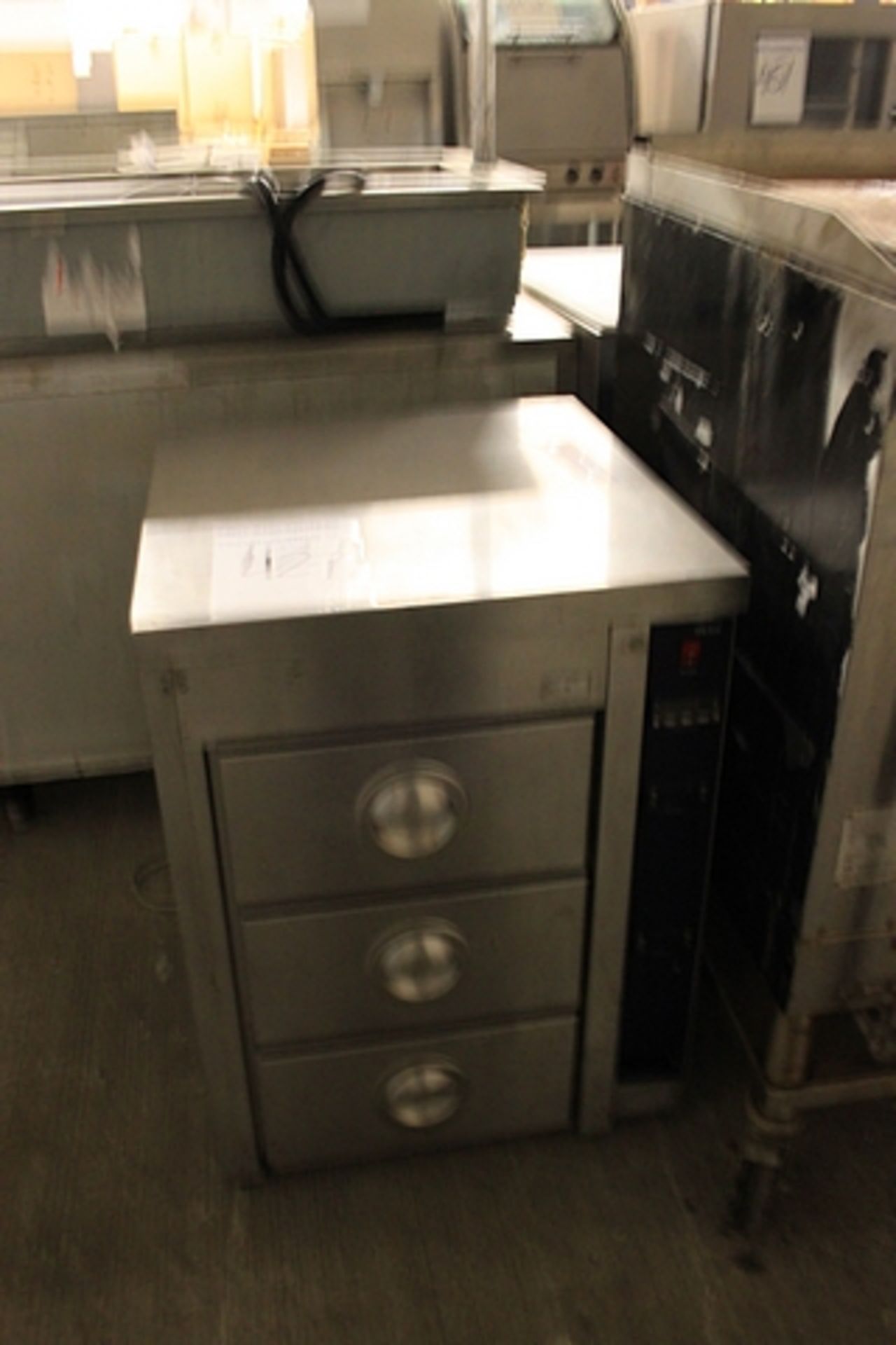 Victor Sovereign HD61-3T 3 drawer heated cabinet 220V/240V, 1 phase, 50 Hz, 1kW loading, 4.5 Amps