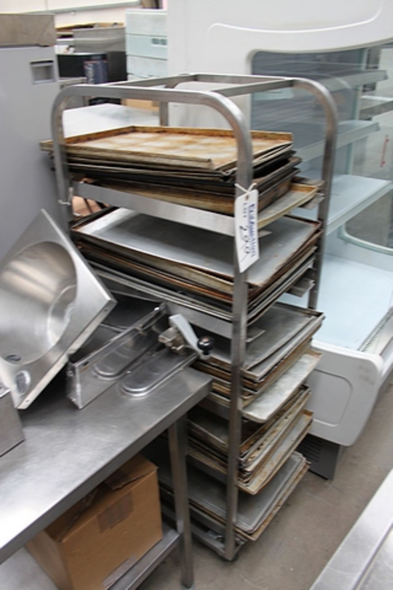 Mobile stainless steel 5 tier rack 460mm x 600mm x 1550mm