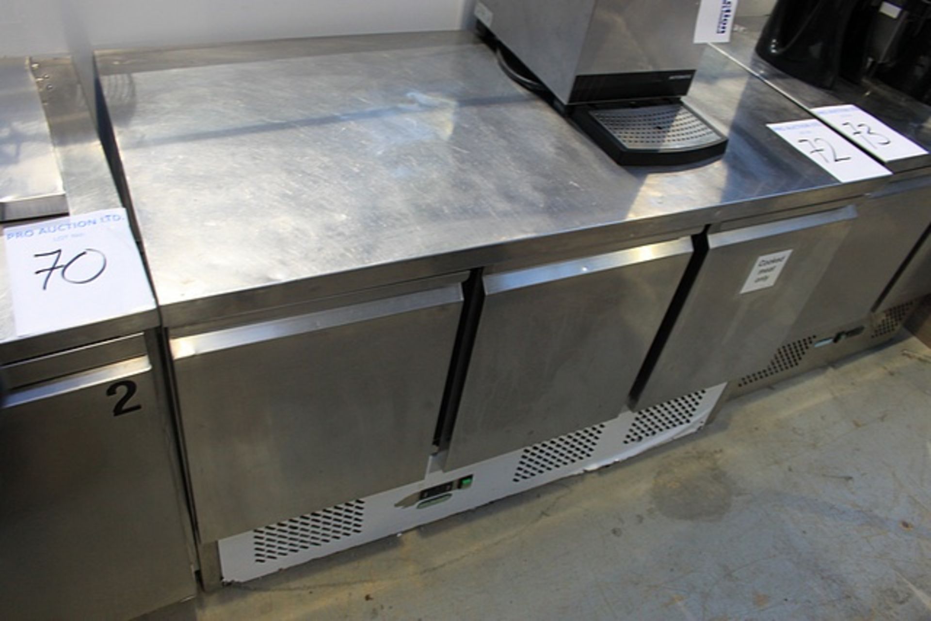 Polar G622 3 door counter with compressor underneath 1/1 gastronorm interior user friendly