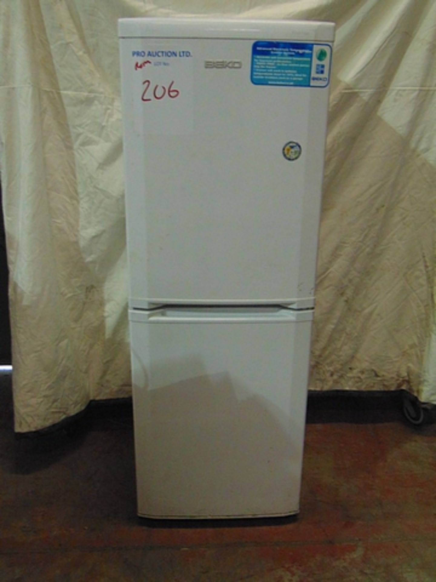 Beko CDA539FW Fridge Freezer 197 litre – white 545mm x 600mm x 1535mm