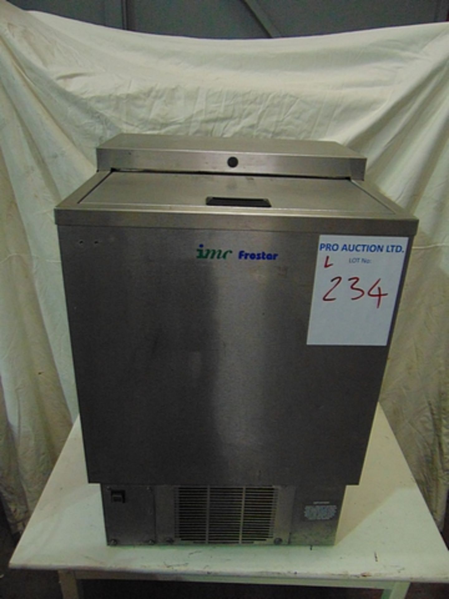 IMC Frostar FR60 top loading glass froster Frostar is a refrigerated unit designed to frost