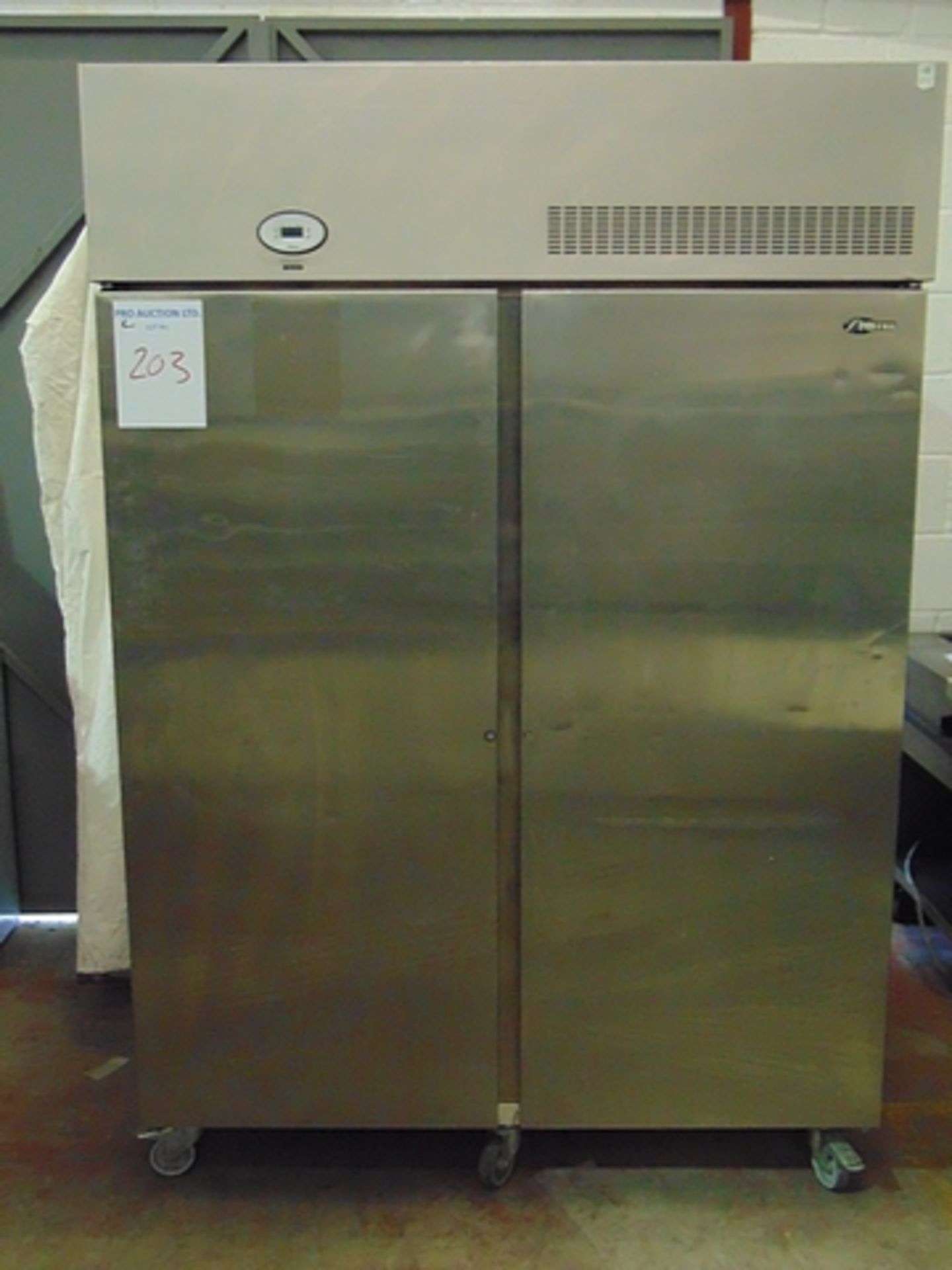 Foster PROG1350L stainless steel double door freezer 1350 litre capacity temperature range -18/-21°c