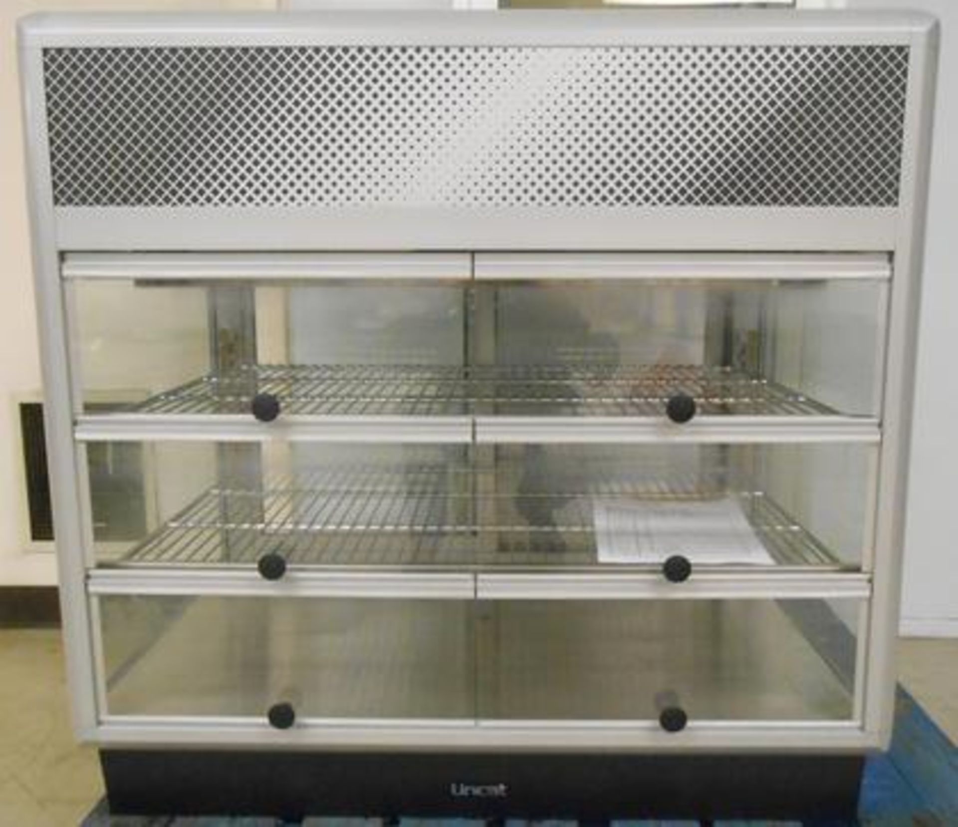 Lincat D6R100S refrigerated merchandiser back service or self service extruded aluminium frames &