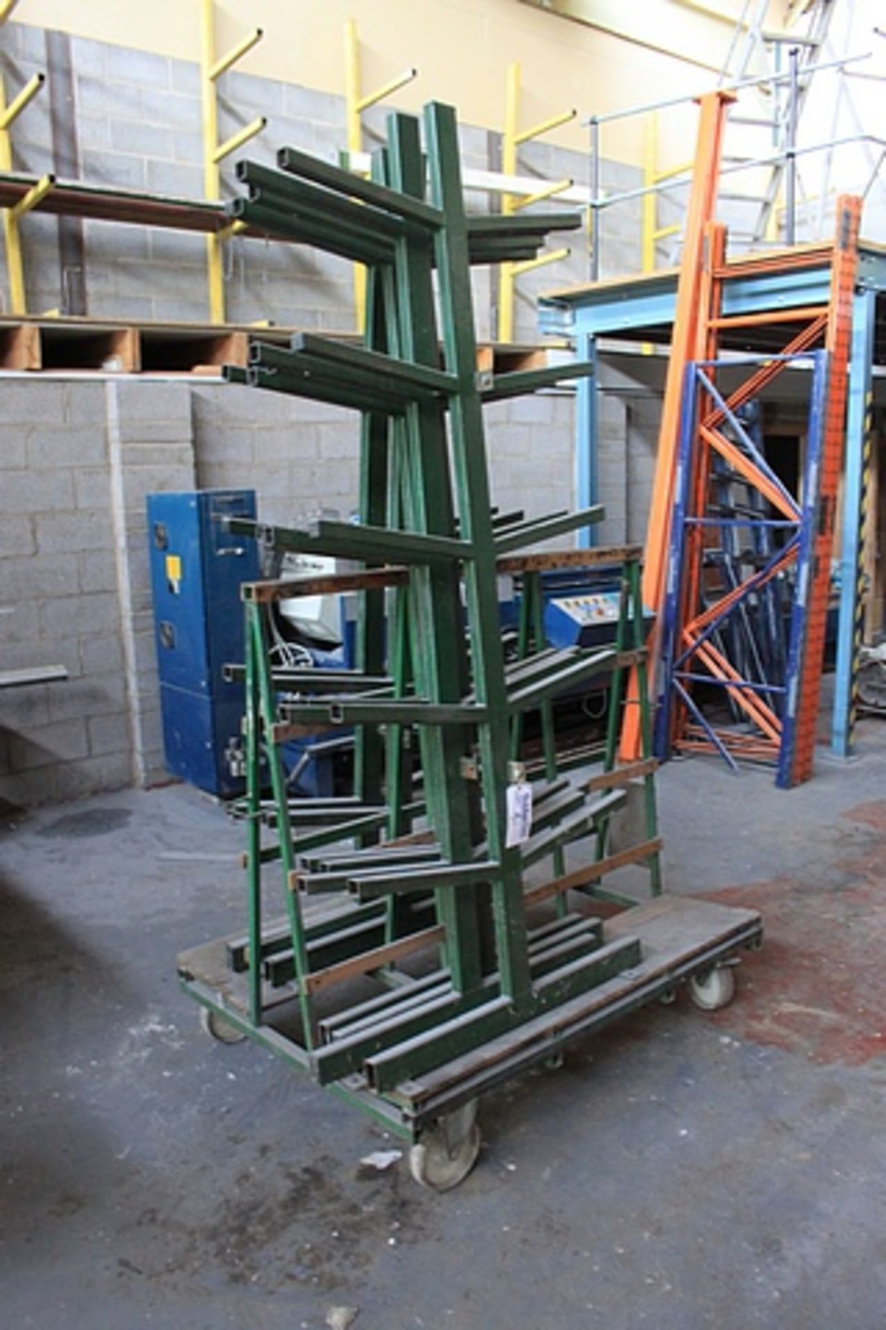 Metal powder coated mobile glass transport trolley holds 2800mm x 1500mm