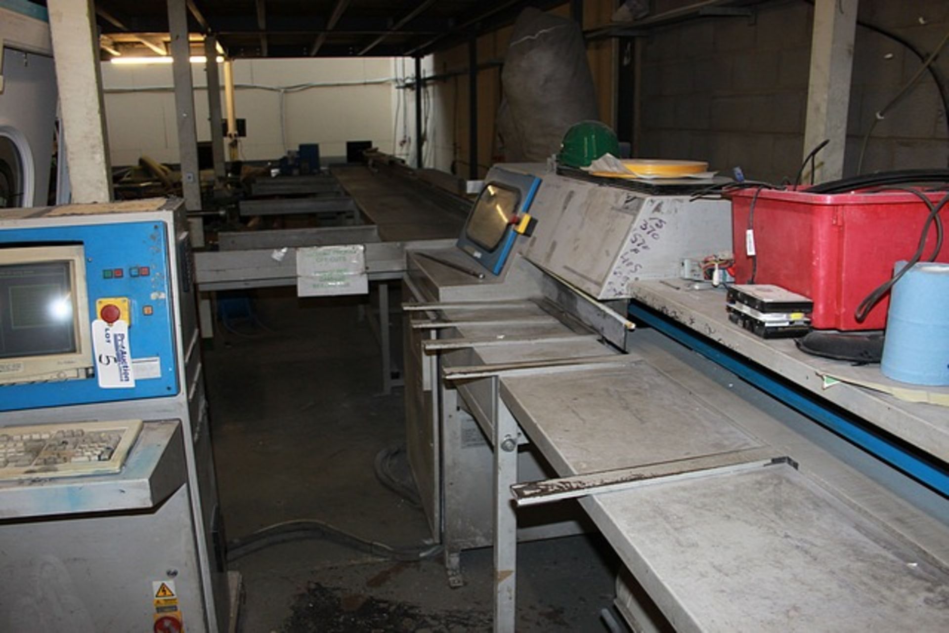 STUGA STU-S65 Autocut saw centre with Swarf conveyor and associated extraction unit spindle speed - Image 3 of 7