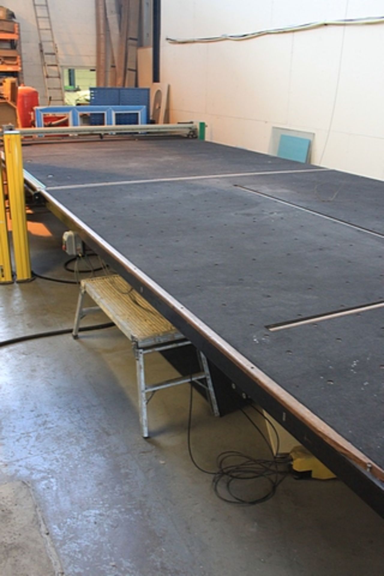 MTL Panther computer controlled straight line glass cutting table capacity 2800mm x 3800mm - Image 2 of 9