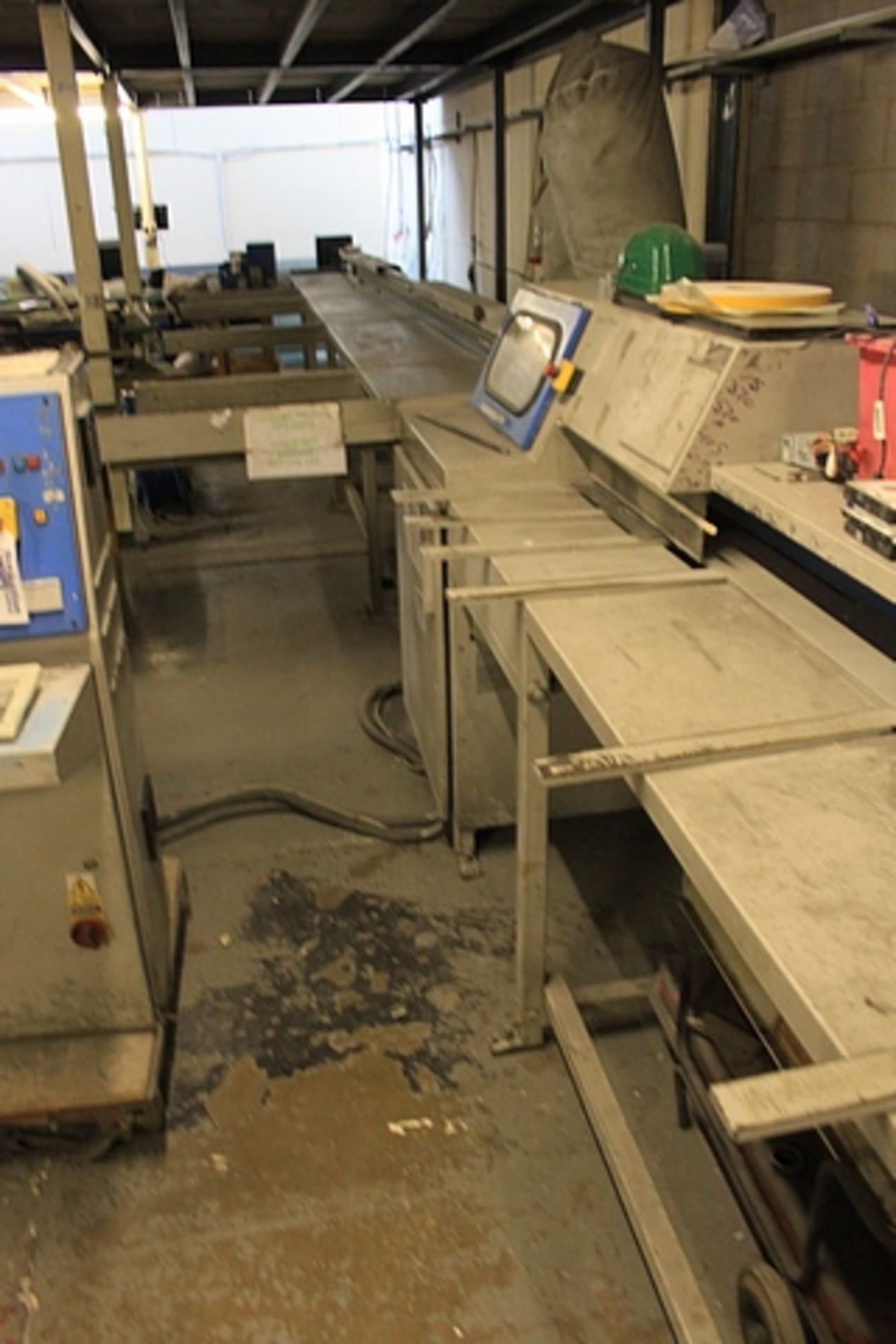 STUGA STU-S65 Autocut saw centre with Swarf conveyor and associated extraction unit spindle speed - Image 2 of 7