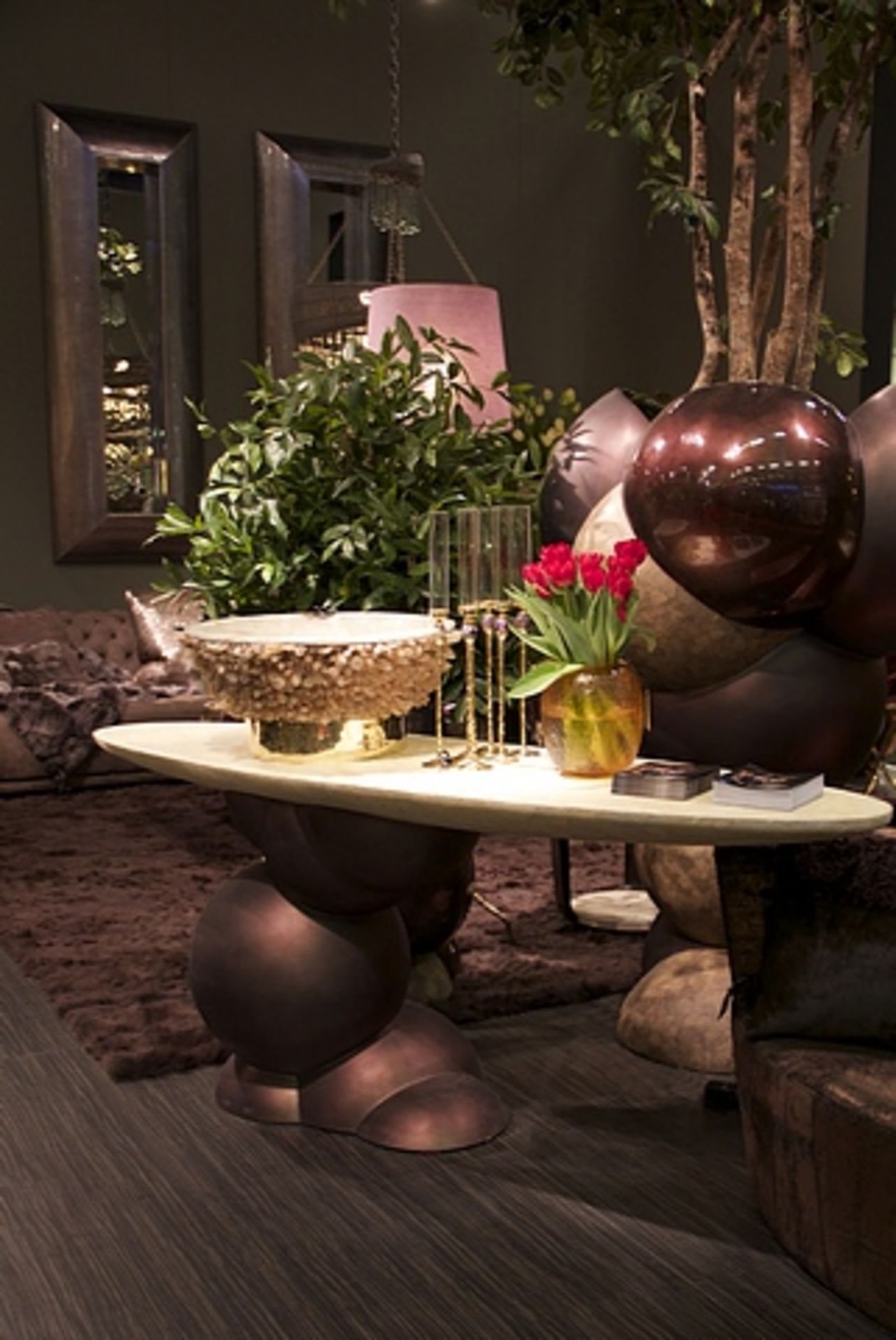 Console Table Sphere is a sculptural aesthetically pleasing piece as well as an essential for any - Image 7 of 7