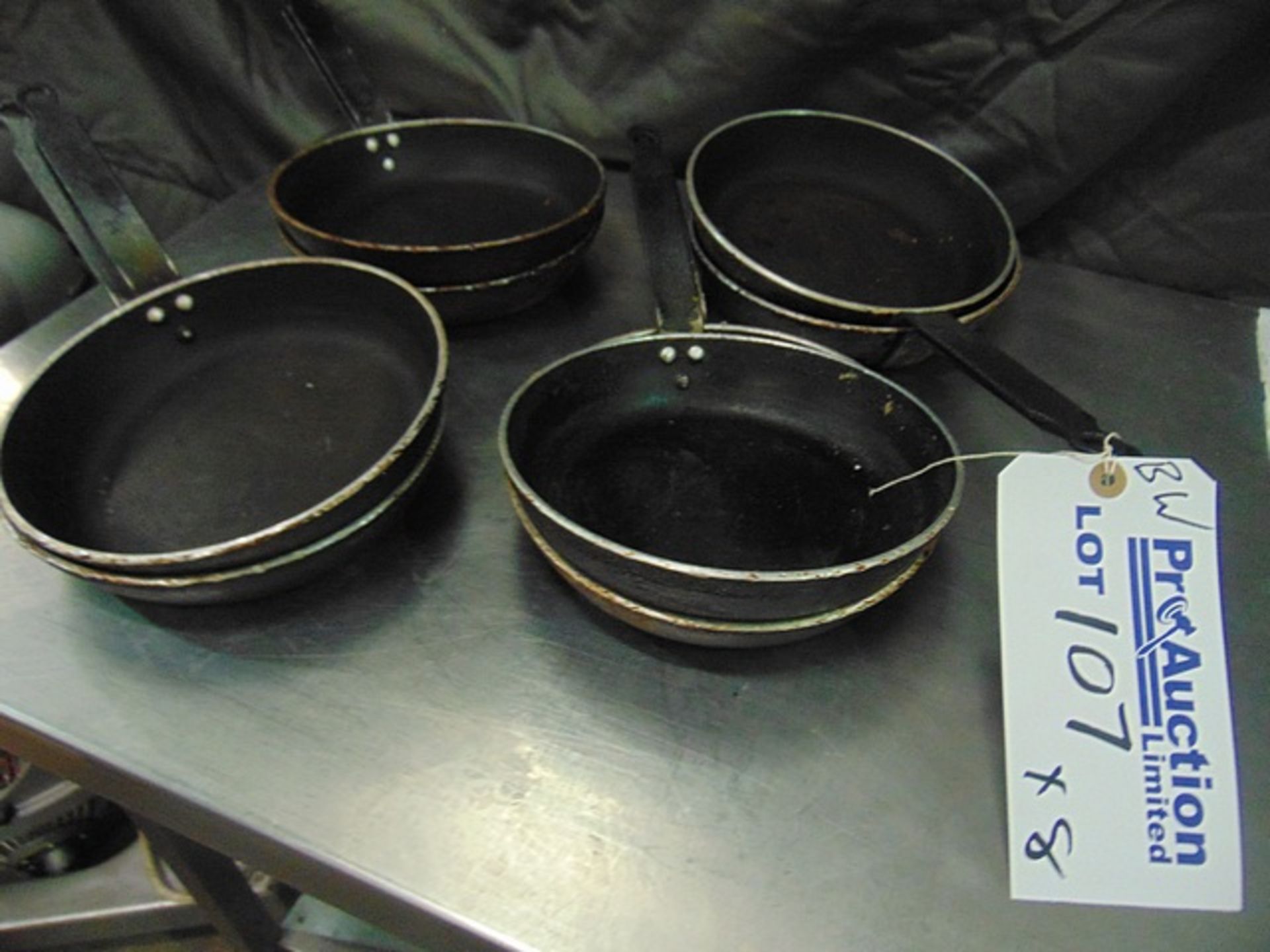 8 x skillet pans 20cm