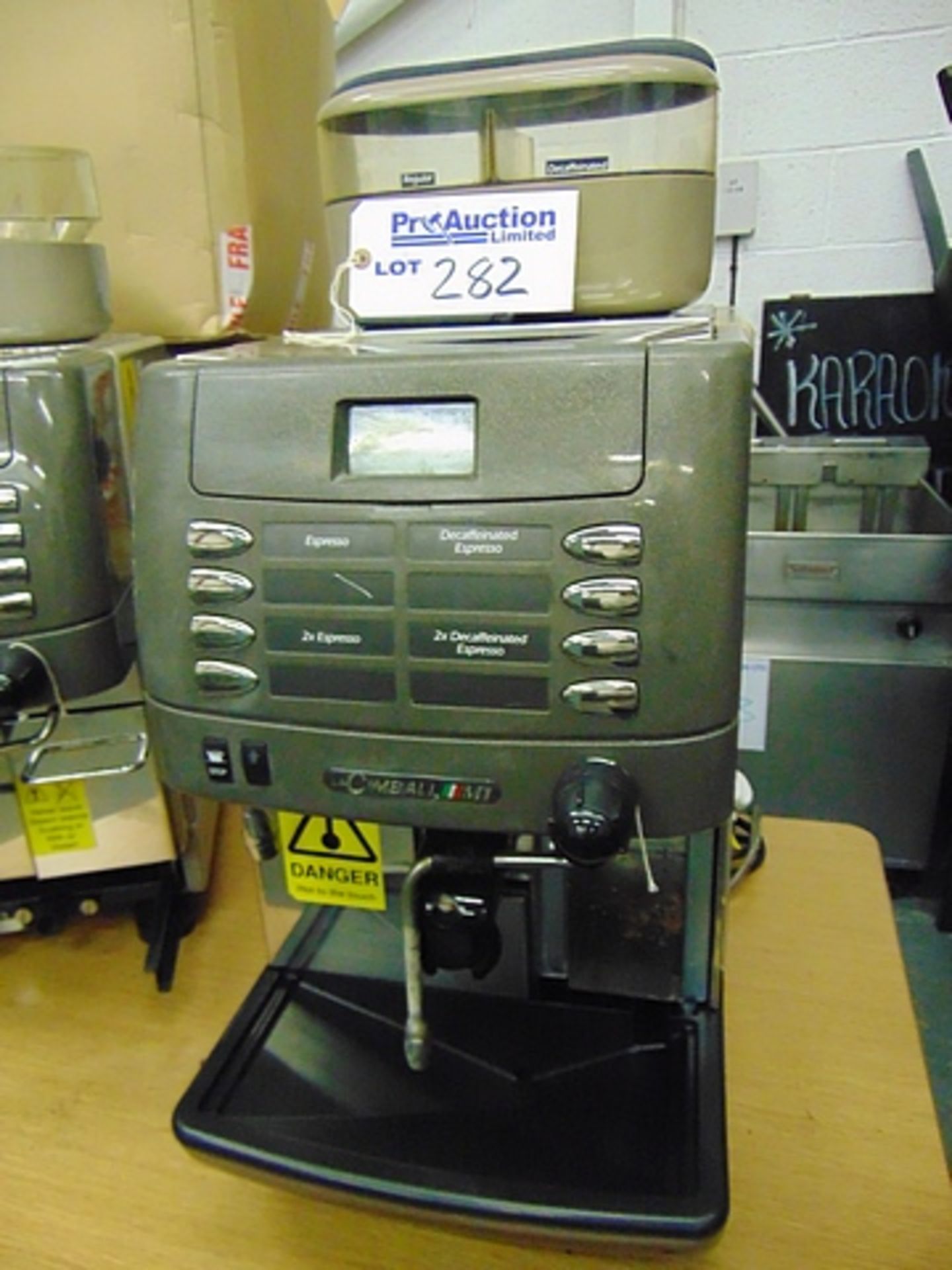 La Cimbali M1 Bean to Cup Coffee Machine 2.5 ltr smart boiler 2 grinder doser and 600g coffee bean