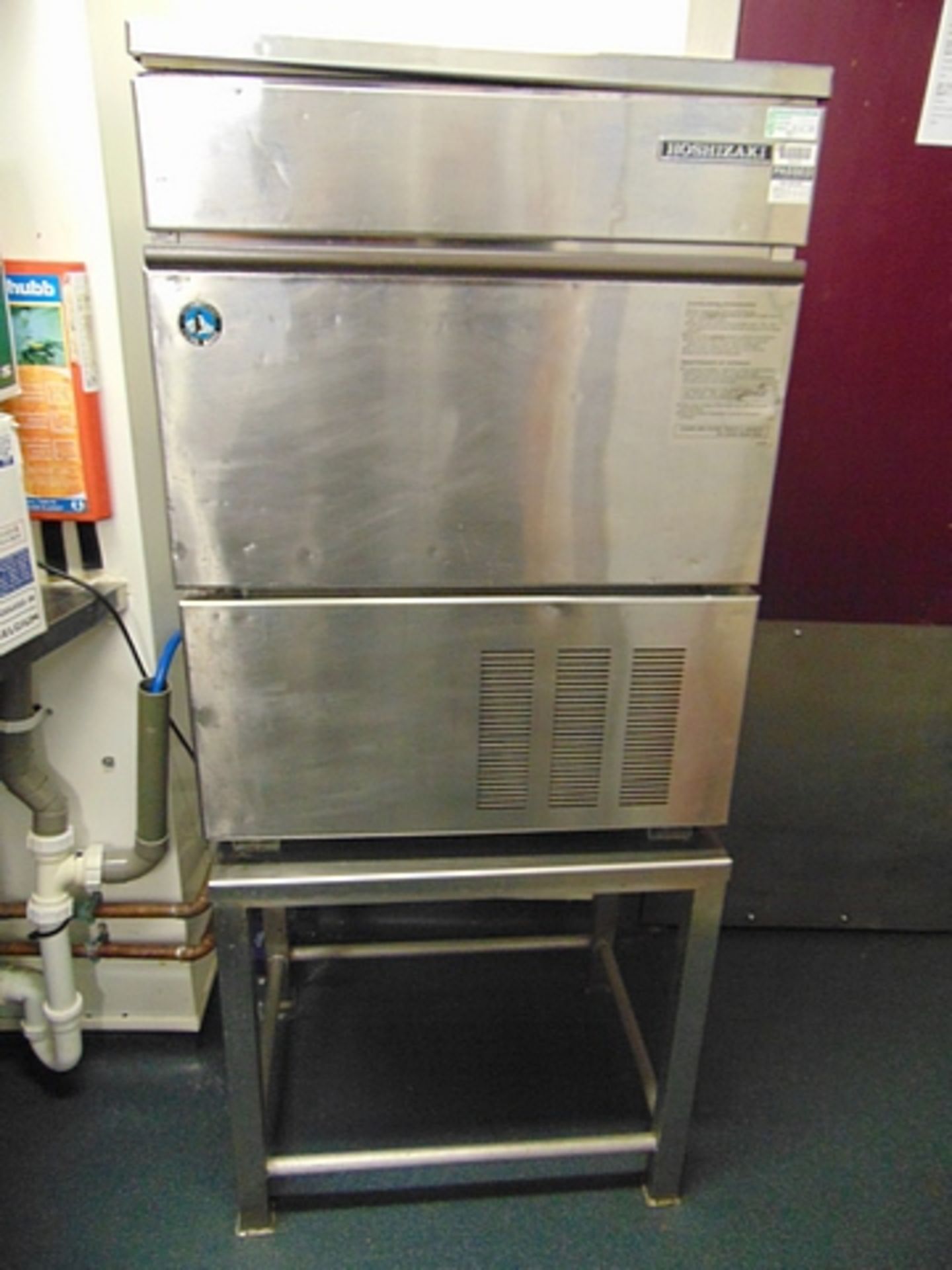Hoshizaki IM65LE ice maker 56kg ice production in 24hrs 240v single phase 633mm x 506mm x 850mm (s/n
