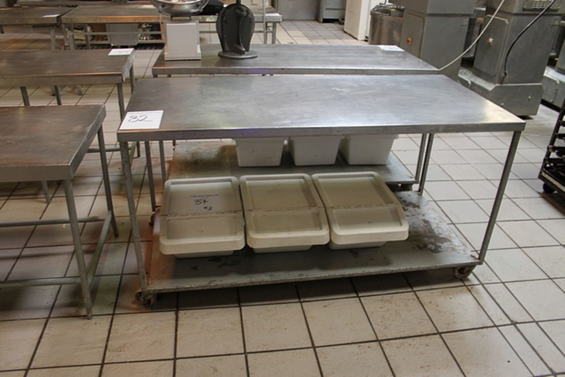 Stainless steel preparation table mobile with shelf 1780mm x 800mm