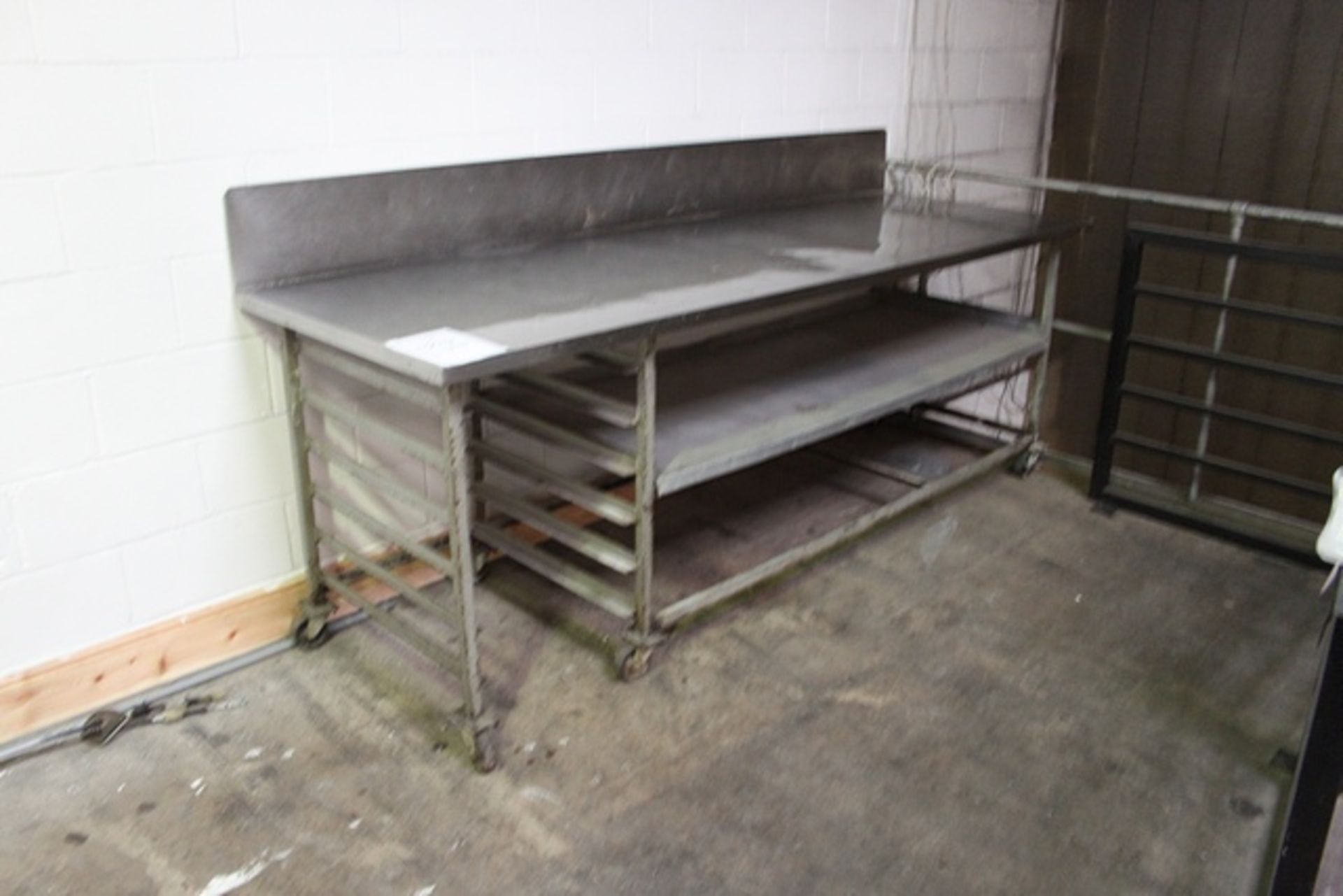 Stainless steel bakery table with 6 x tray storage LHS 2770mm x 910mm