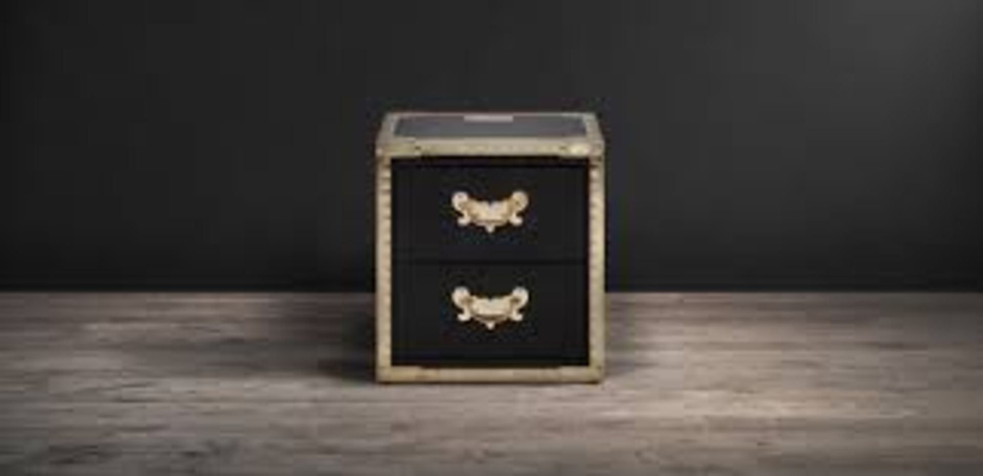 Cumberland Side Table 52x52cm Old Saddle Black & Vintage Brass 52 X 52 X 56cm Echoes Of Empire Are - Bild 2 aus 2