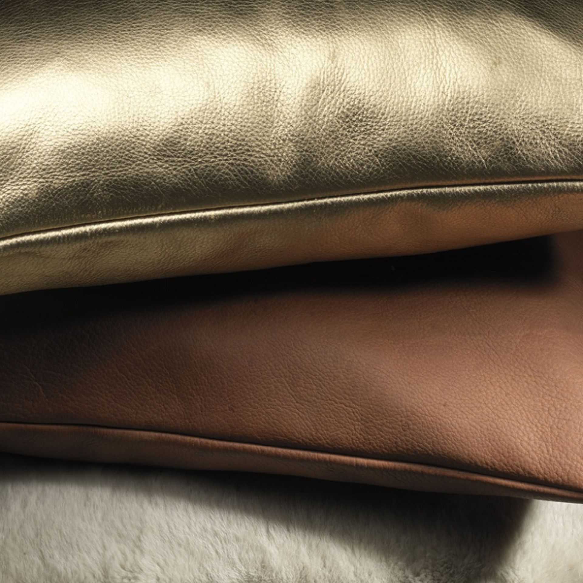 T007 Cushion Diamante Brown 40 X 40 X 15cm - Image 3 of 3