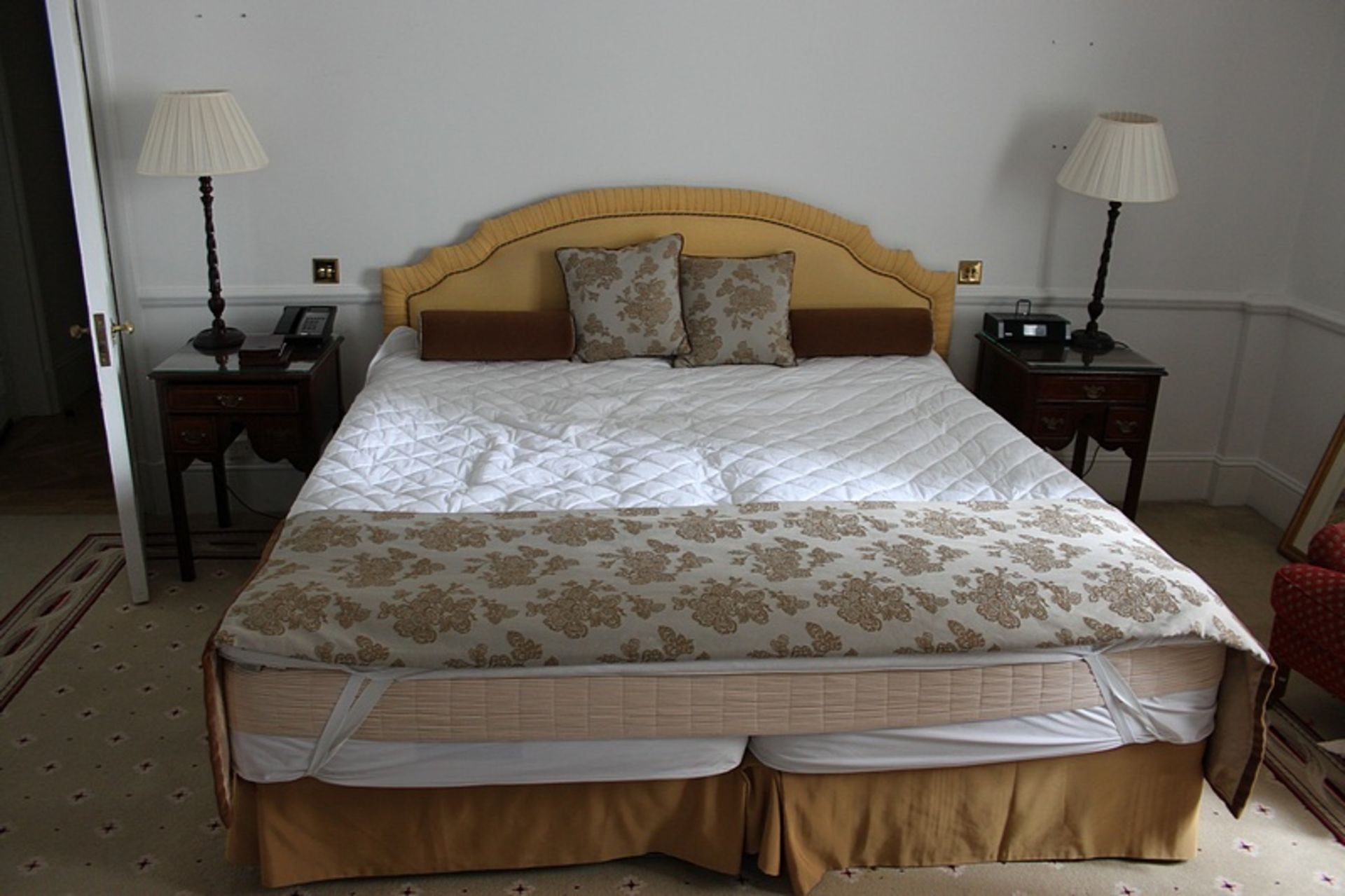 Hospitality Simmons Bedding Company base, mattress and yellow single piped headboard complete with