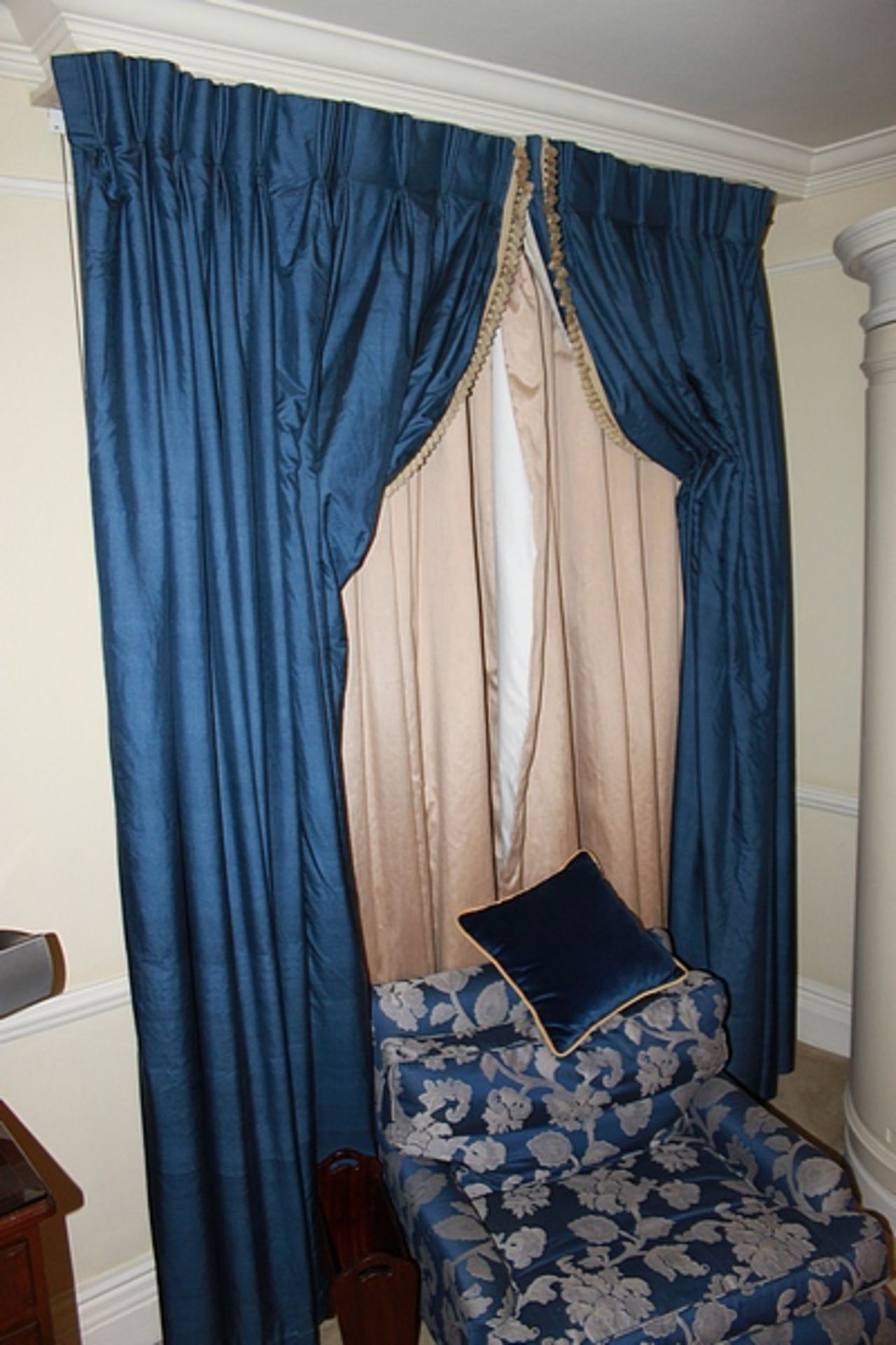 Fully lined curtains satin style blue 2300mm drop