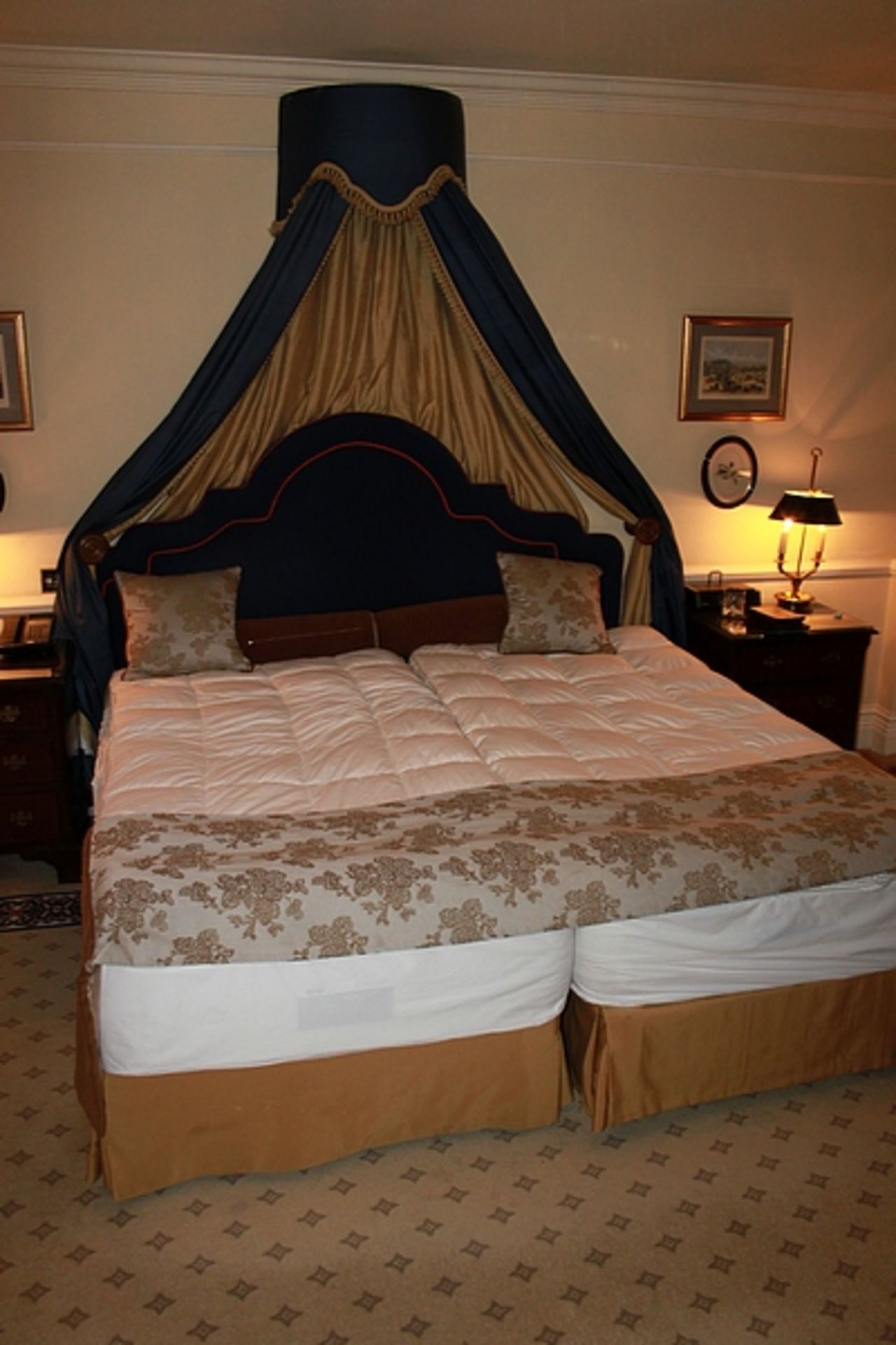 Hospitality Simmons Bedding Company base, mattress and blue domed single piped headboard complete