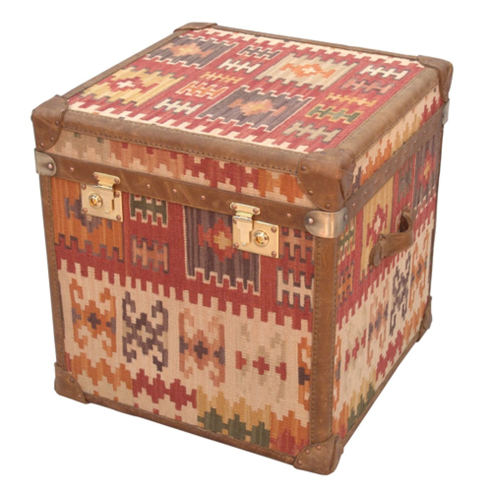 Am White Star Trunk Rb Kilim & W/Dusty Cigar Trm