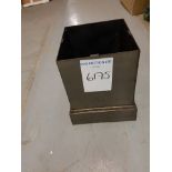 Ogl Urn Base Polished Iron