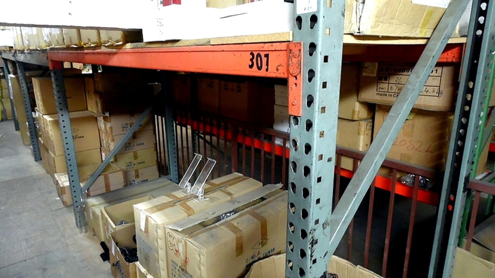 SECTIONS PALLET RACKING