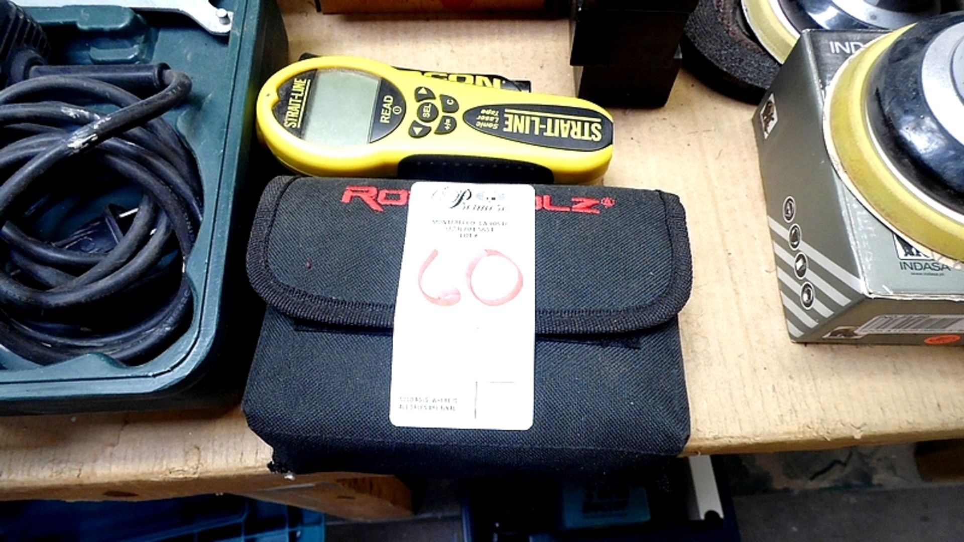 LASER LEVEL / STUD FINDER