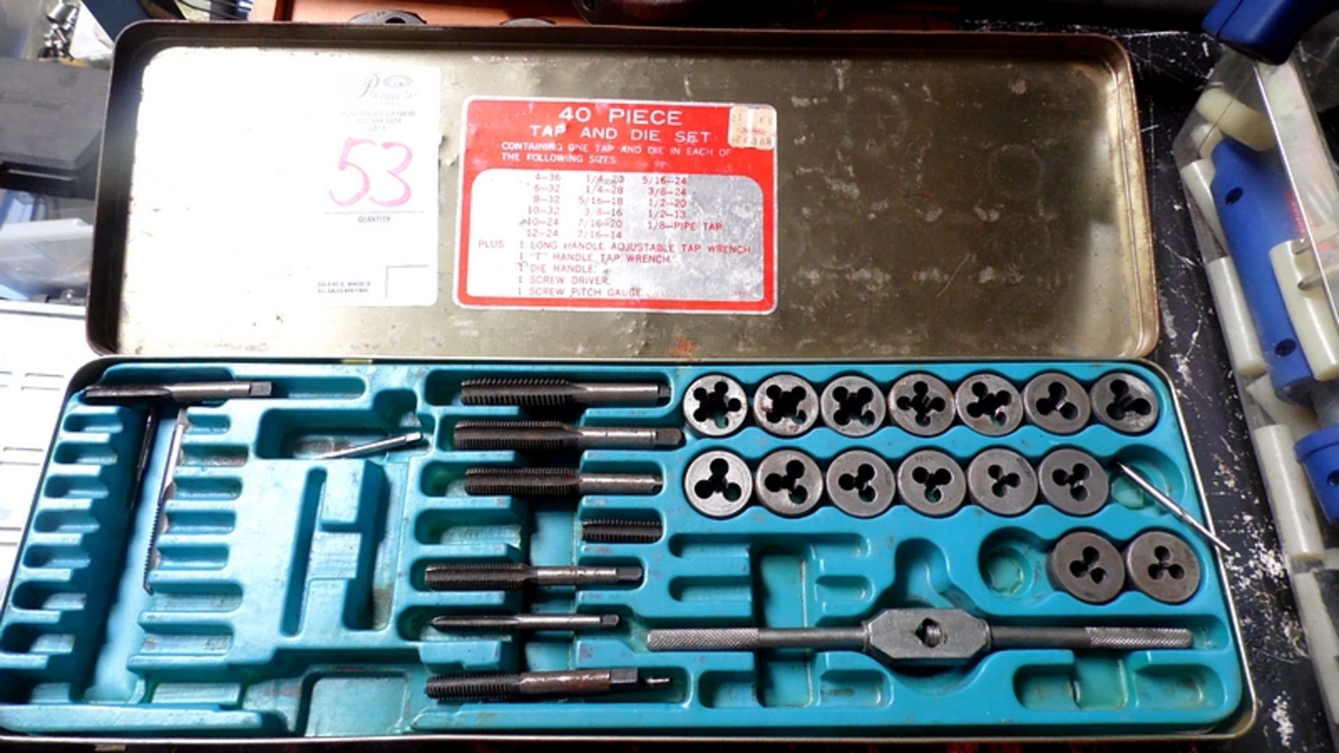 TAP AND DIE SET